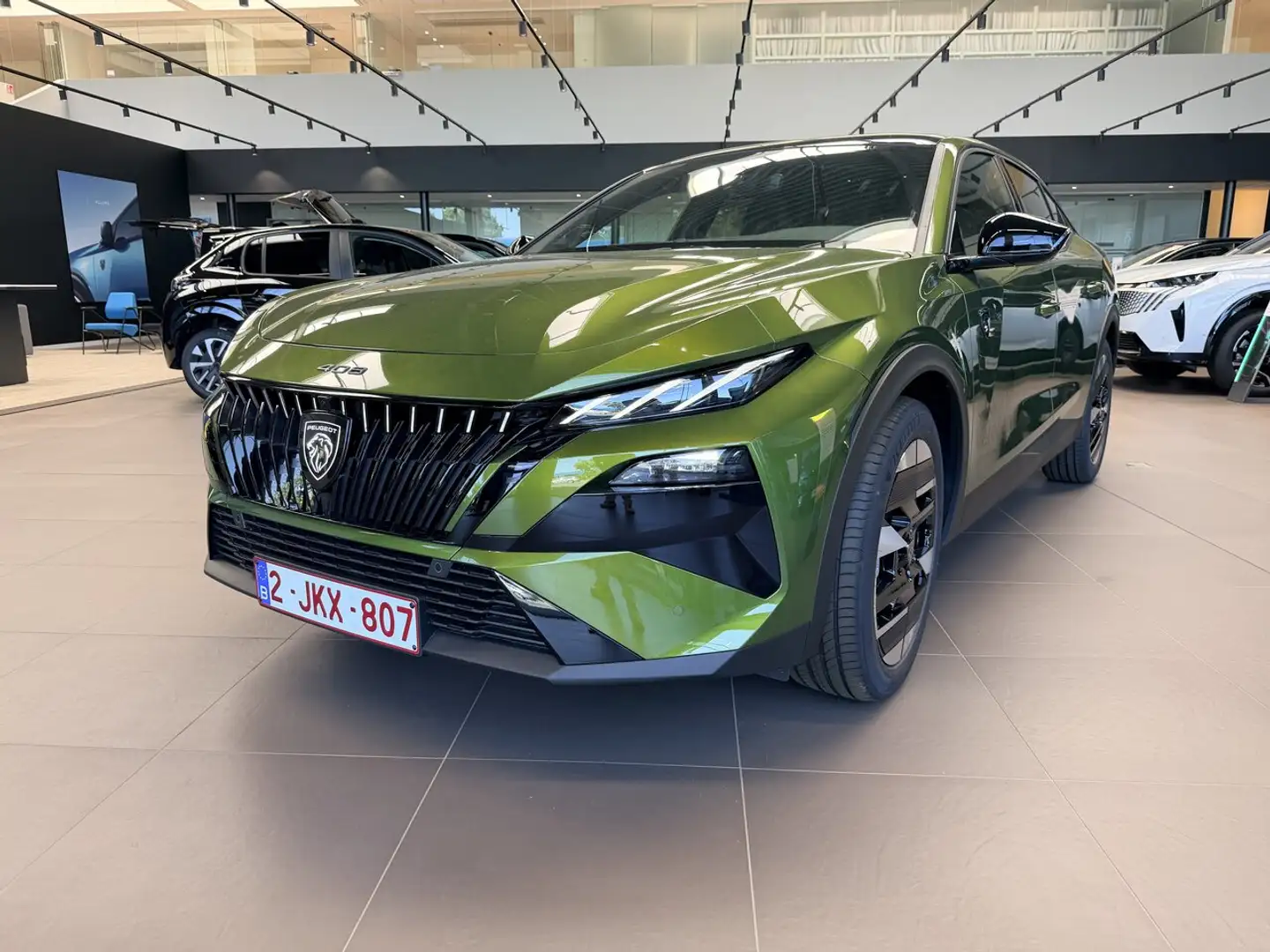 PEUGEOT 408