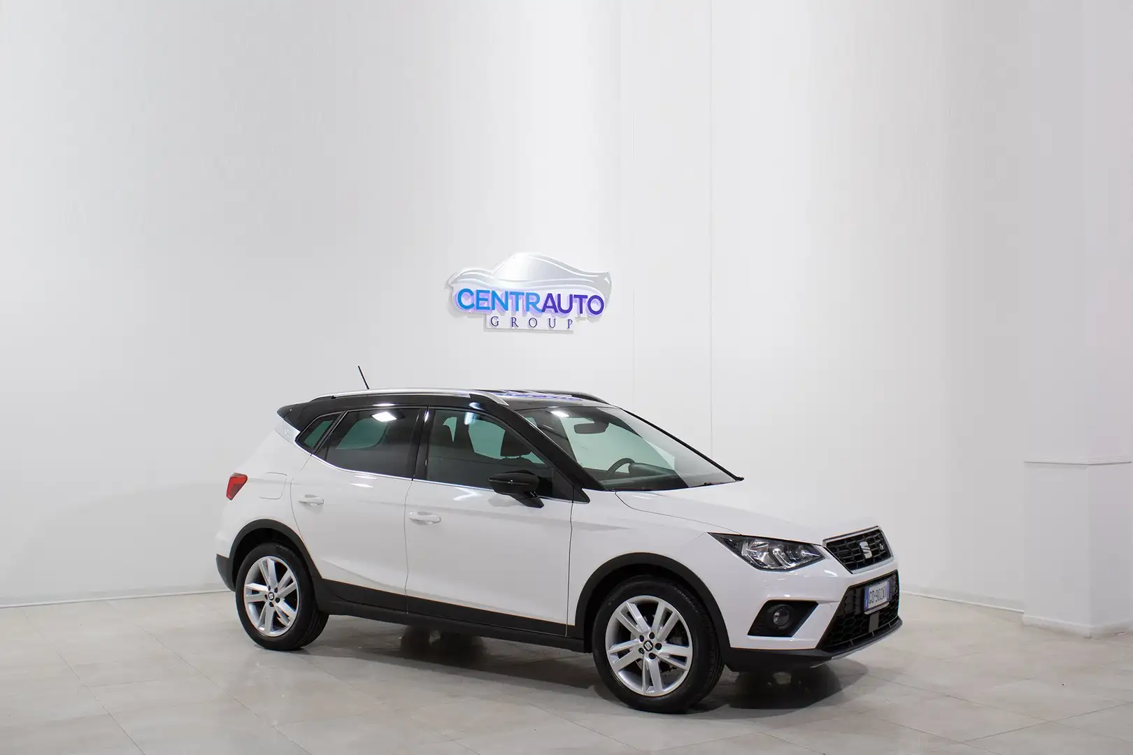 SEAT Arona 1.0 TGI 90cv FR *NEO PATENTATI* Bianco - 2