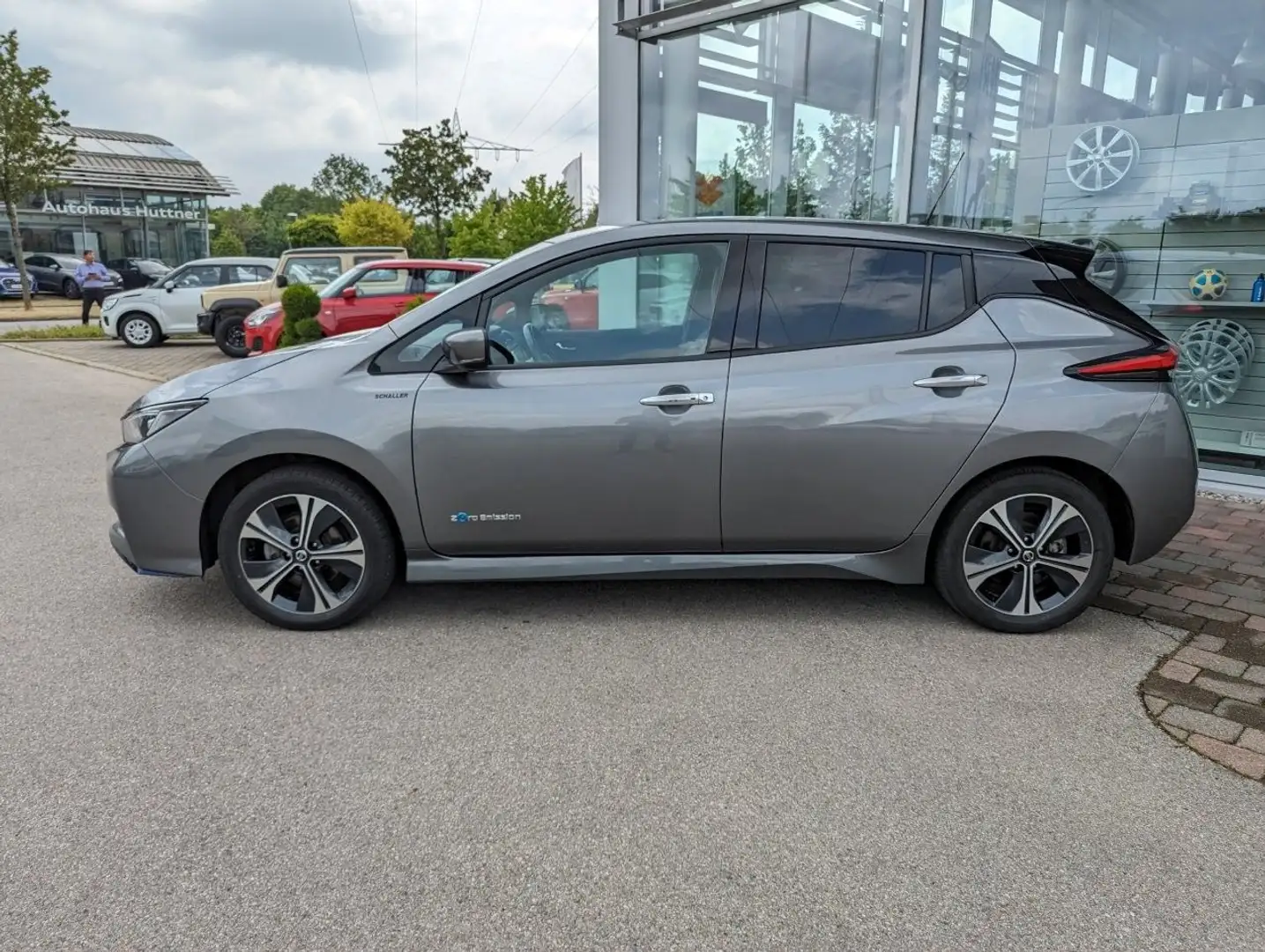 Nissan Leaf 39 kWh N-Connecta Winterpaket LED Grau - 2