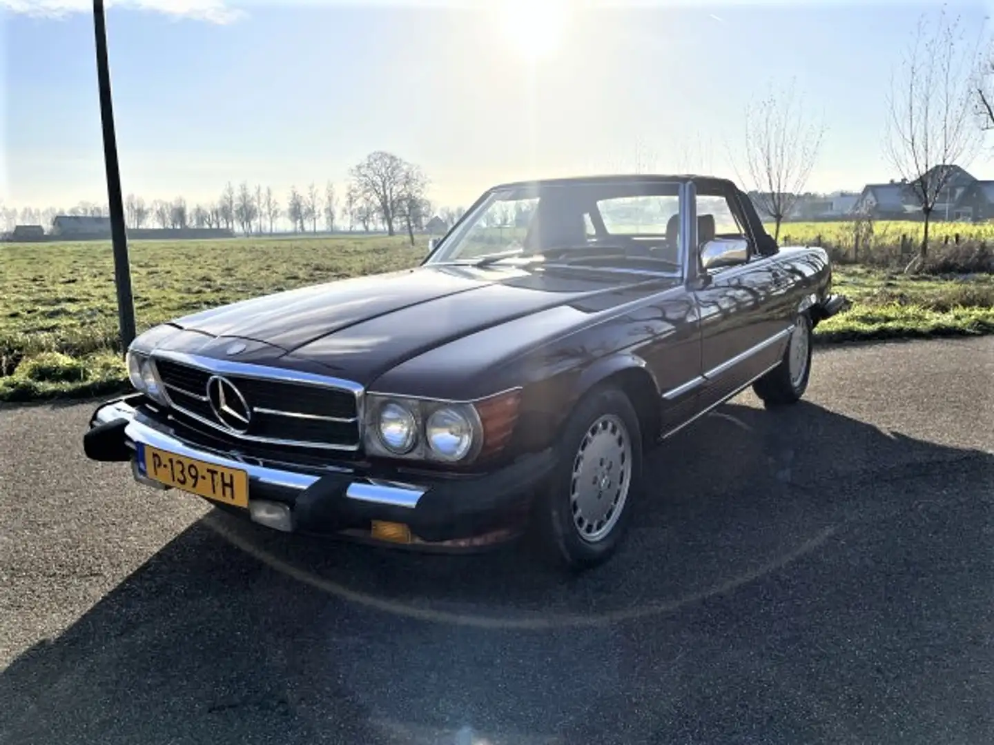Mercedes-Benz SL 560 SL Rood - 1