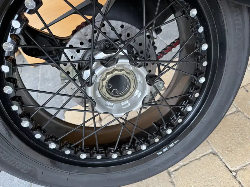 MV Agusta Dragster - foto 2