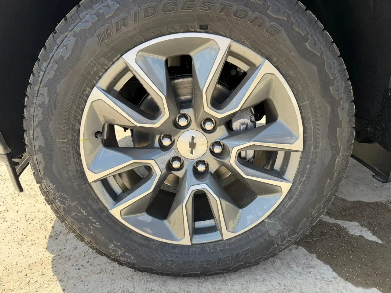 Chevrolet Silverado 1500 снимка Chevrolet Silverado 1500