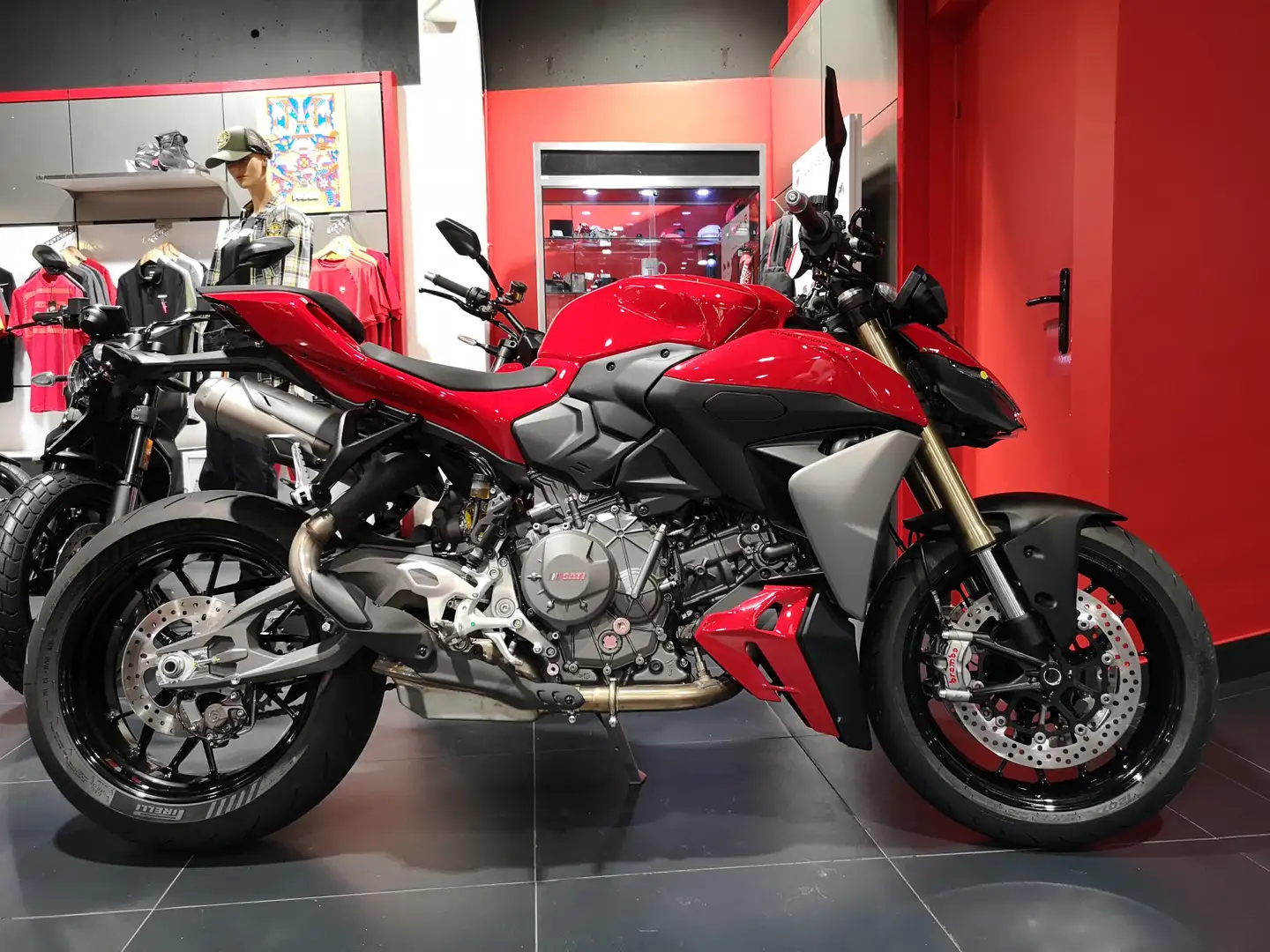 Ducati Streetfighter Rouge - 1