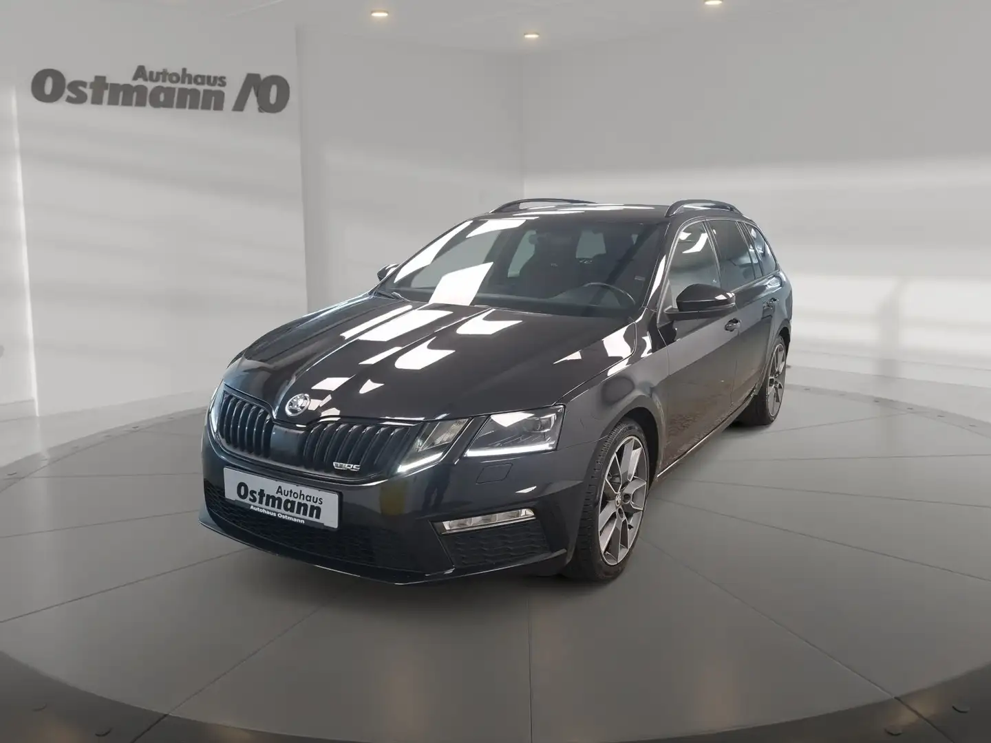 Skoda Octavia RS Combi 2.0 TDI el.Heck PDC 18'' Schwarz - 1
