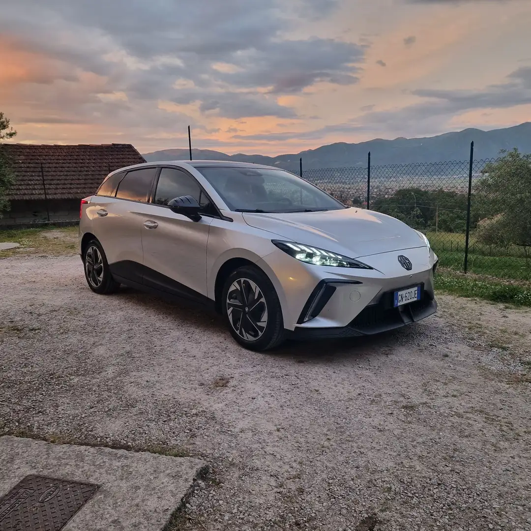 MG MG4 Luxury 64 Kwh Grigio - 1