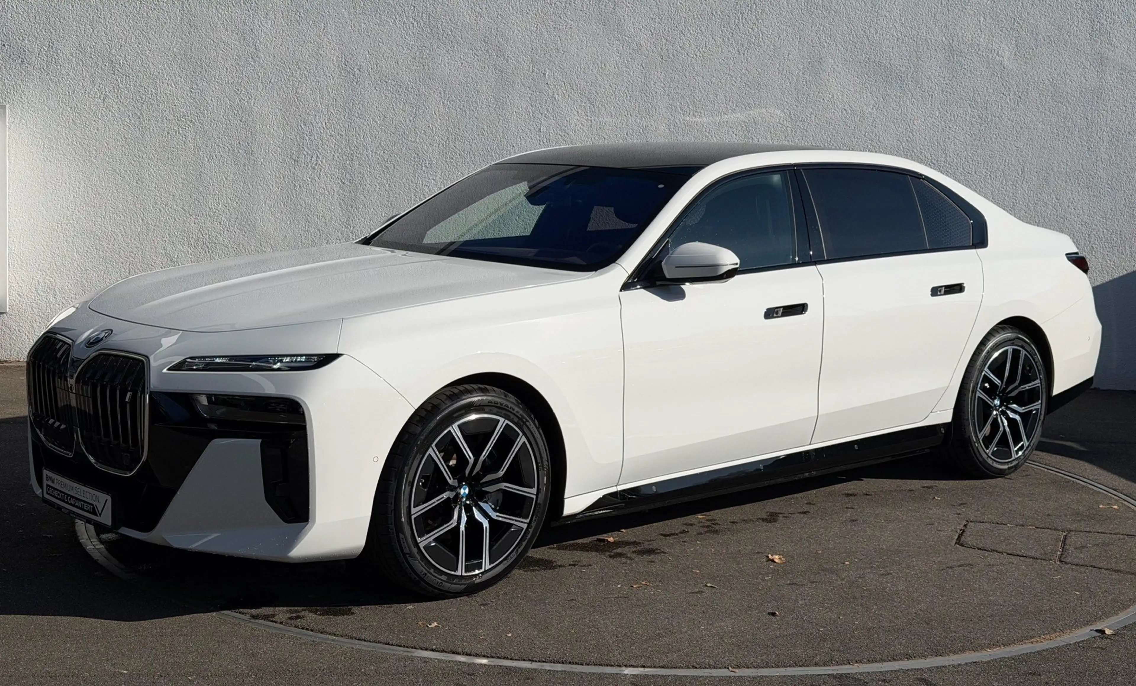 BMW i7 eDrive50 M SPORT+KRISTAL+KAMERA+ACC+ICONIC — photo 2