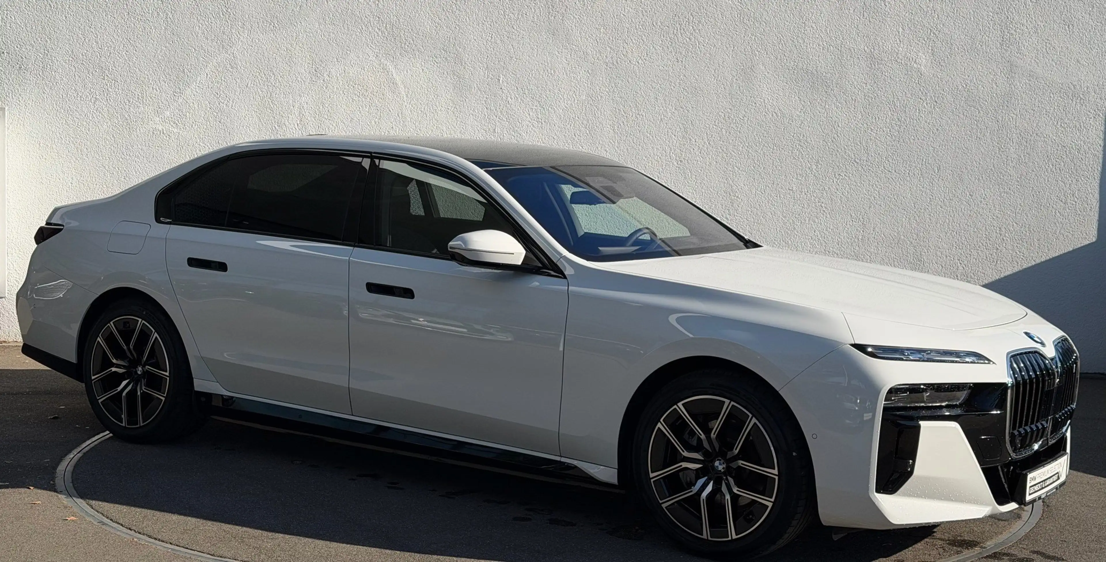BMW i7 eDrive50 M SPORT+KRISTAL+KAMERA+ACC+ICONIC — photo 4