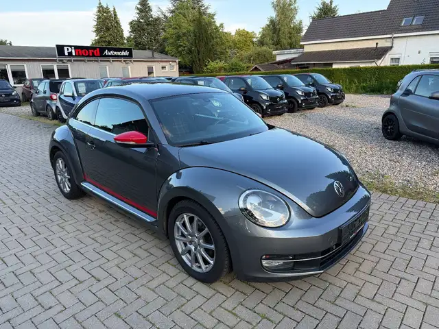 Volkswagen Beetle Lim. Club BMT XENON-150PS-NAVI-KAM-FENDER