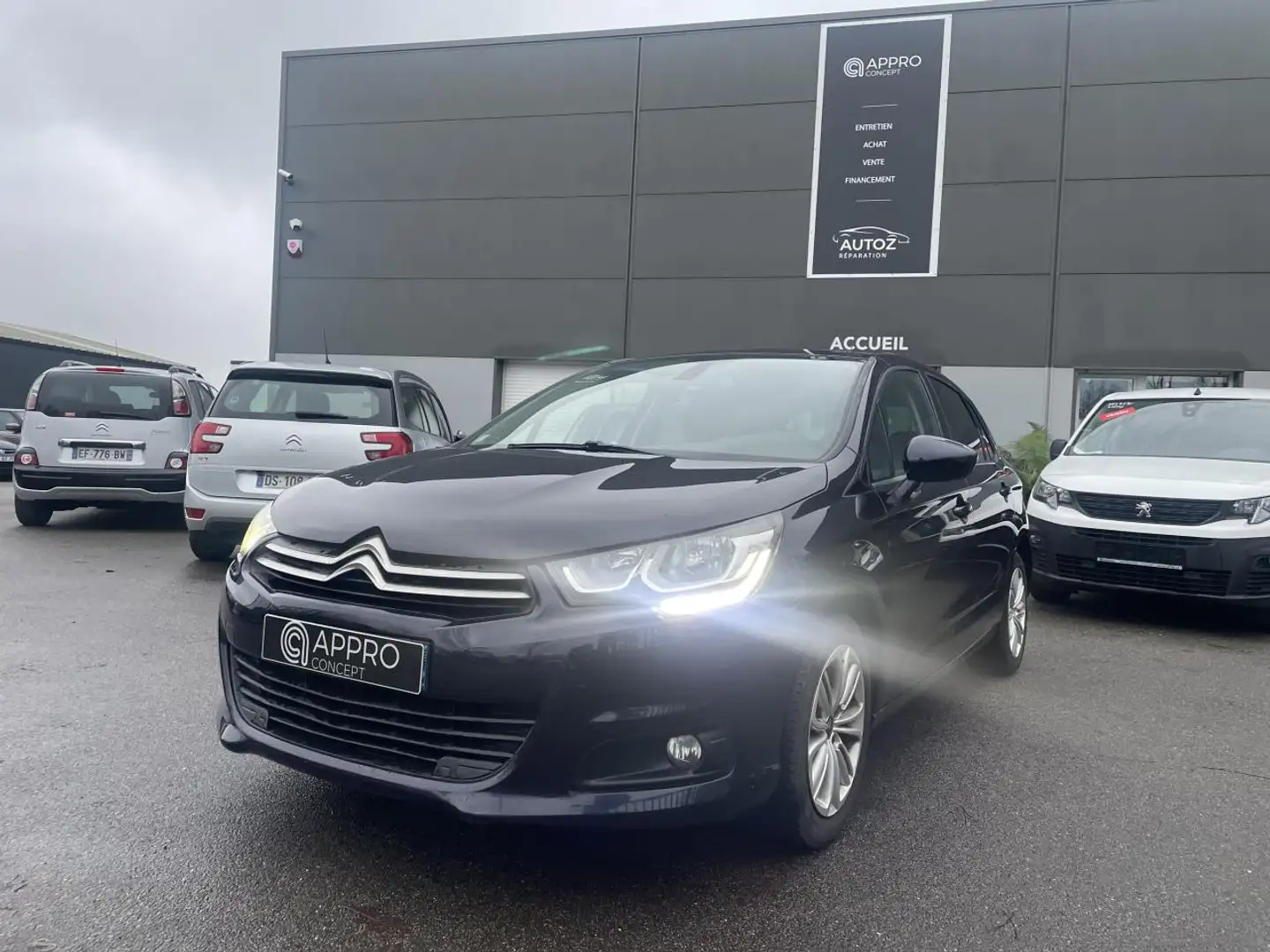 Citroen C4 1.2i PureTech 12V - 110 Millenium PHASE 2 Azul - 1
