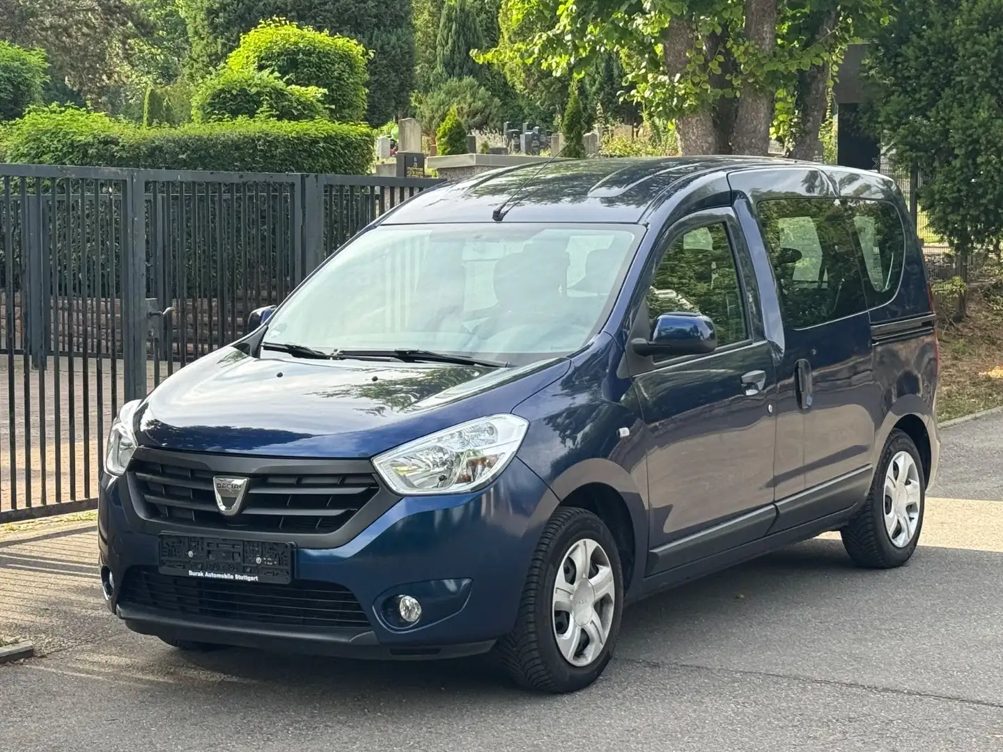 Dacia Dokker Laureate 1.6 LPG-Gasanlage/1-Hand/Navi Blau - 1