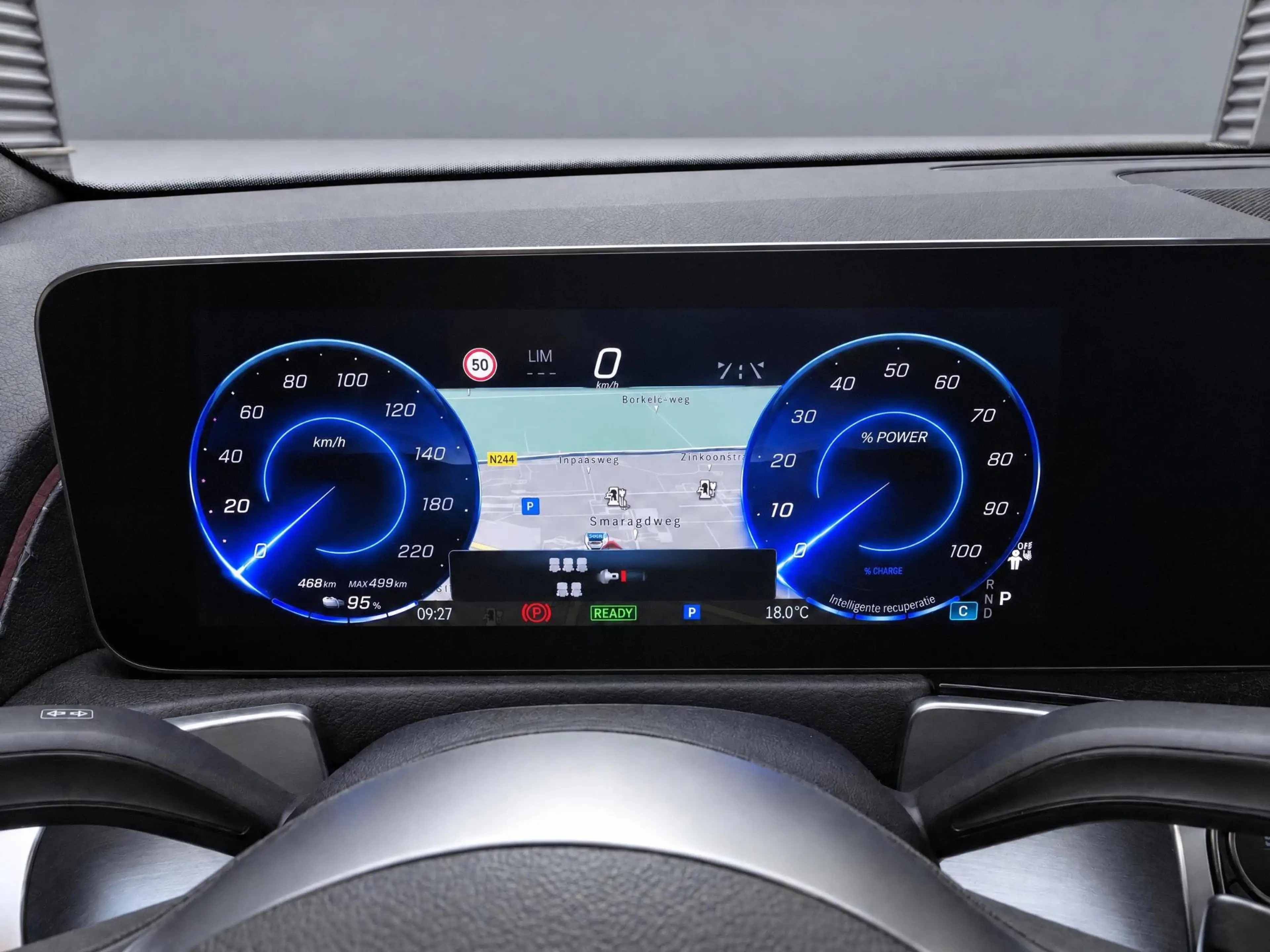Mercedes-Benz EQB 250 250+ Business Line 7p. 71 kWh — photo 10