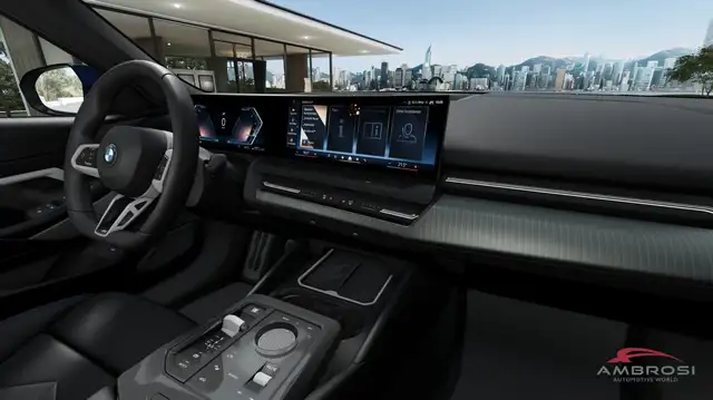 BMW 5 Series view 13