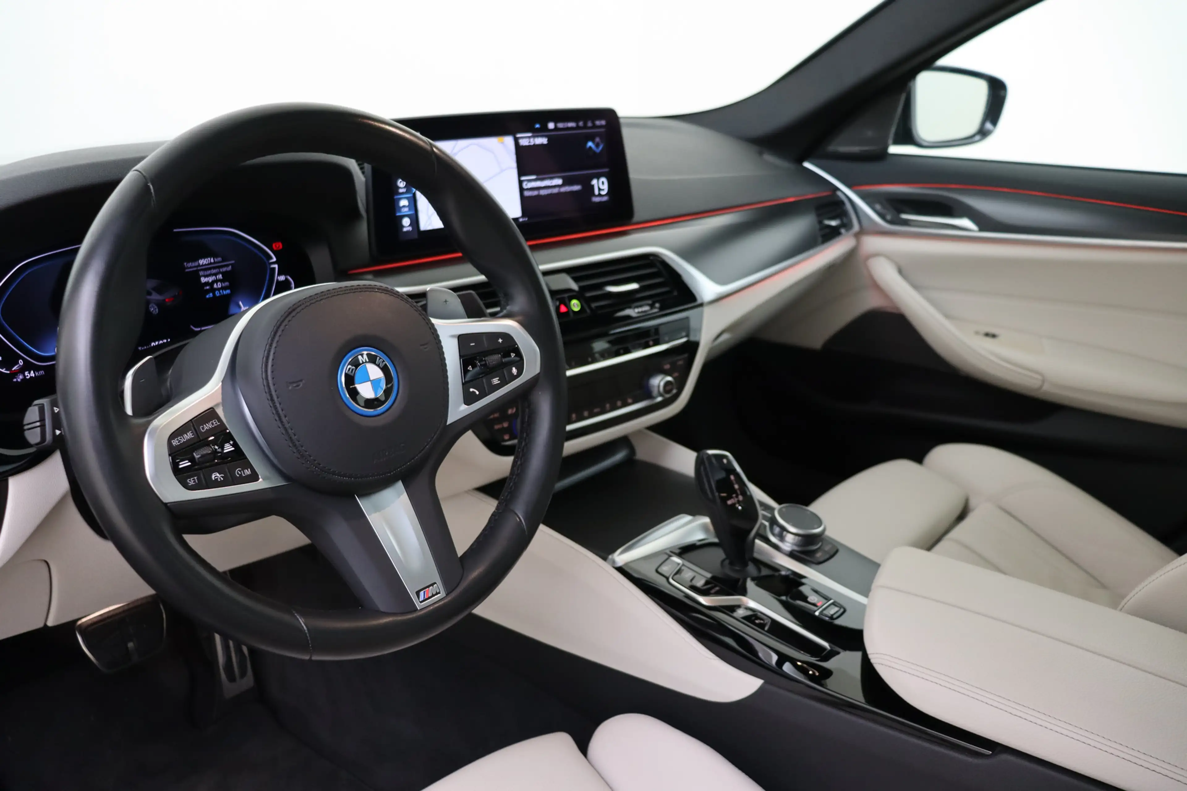BMW 545 5 Serie 545e xDrive High Executive M Sport Automaa — photo 3