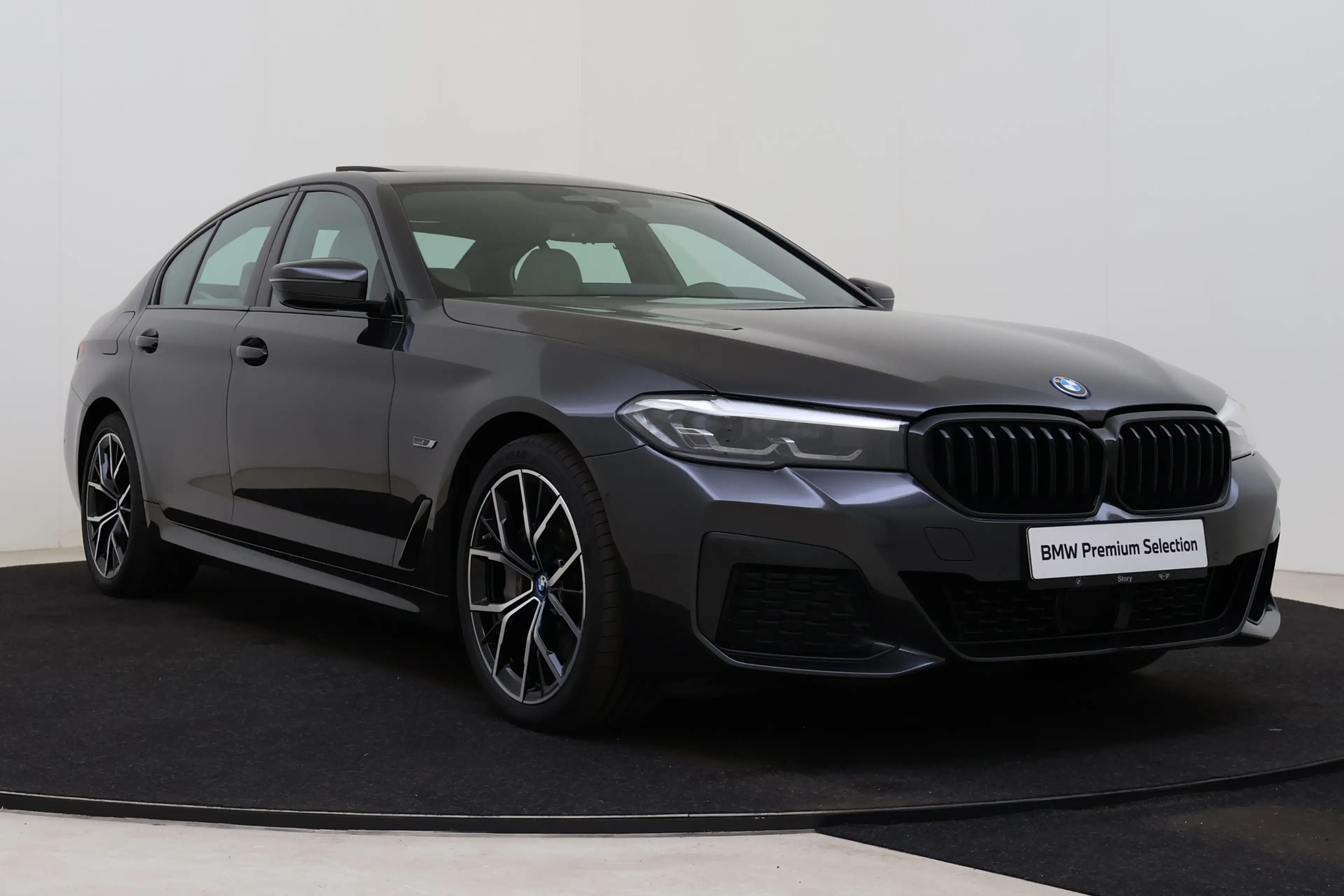 BMW 545 5 Serie 545e xDrive High Executive M Sport Automaa — photo 13