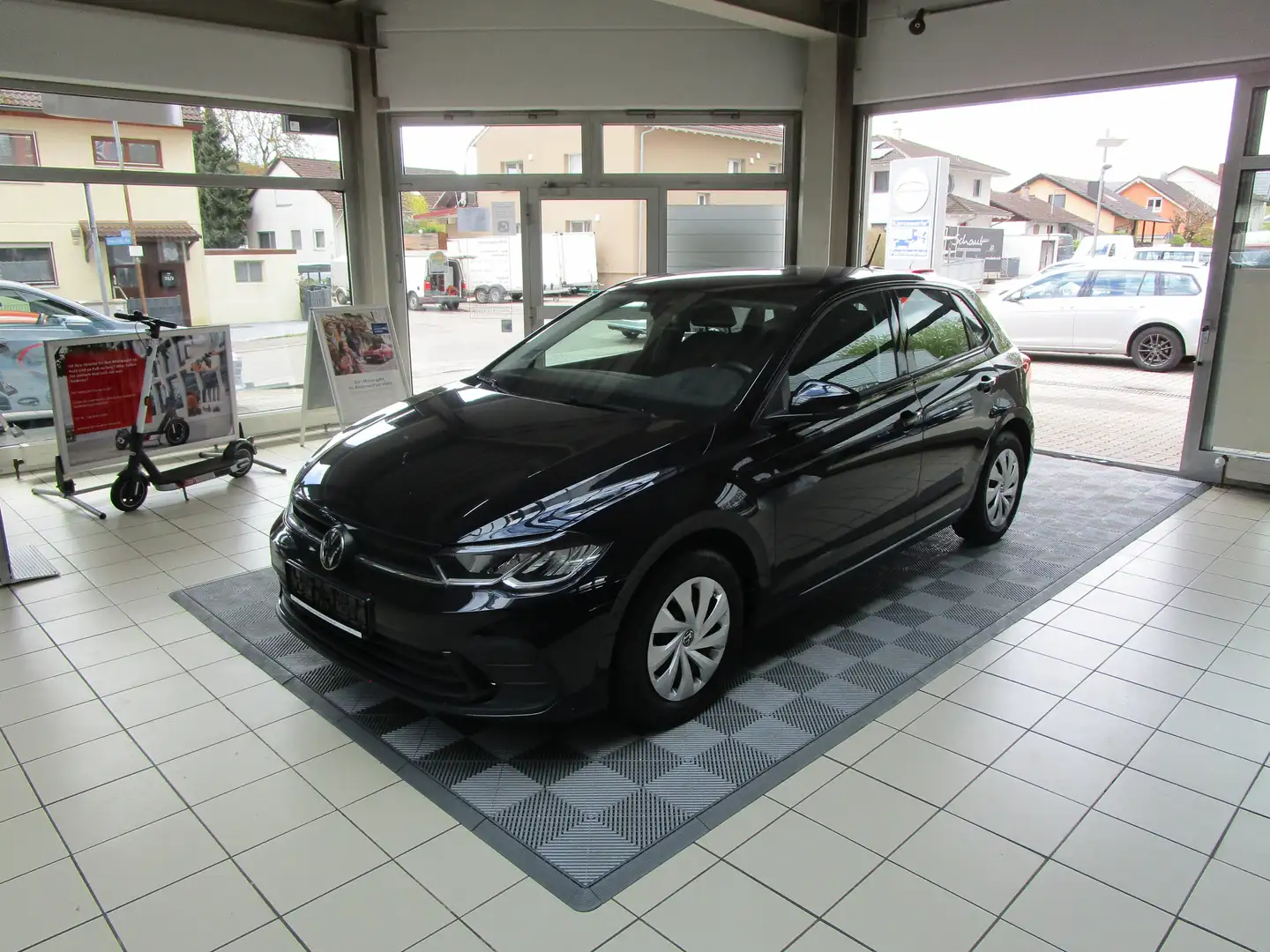 Volkswagen Polo Life, App-Connect, Schwarz - 1