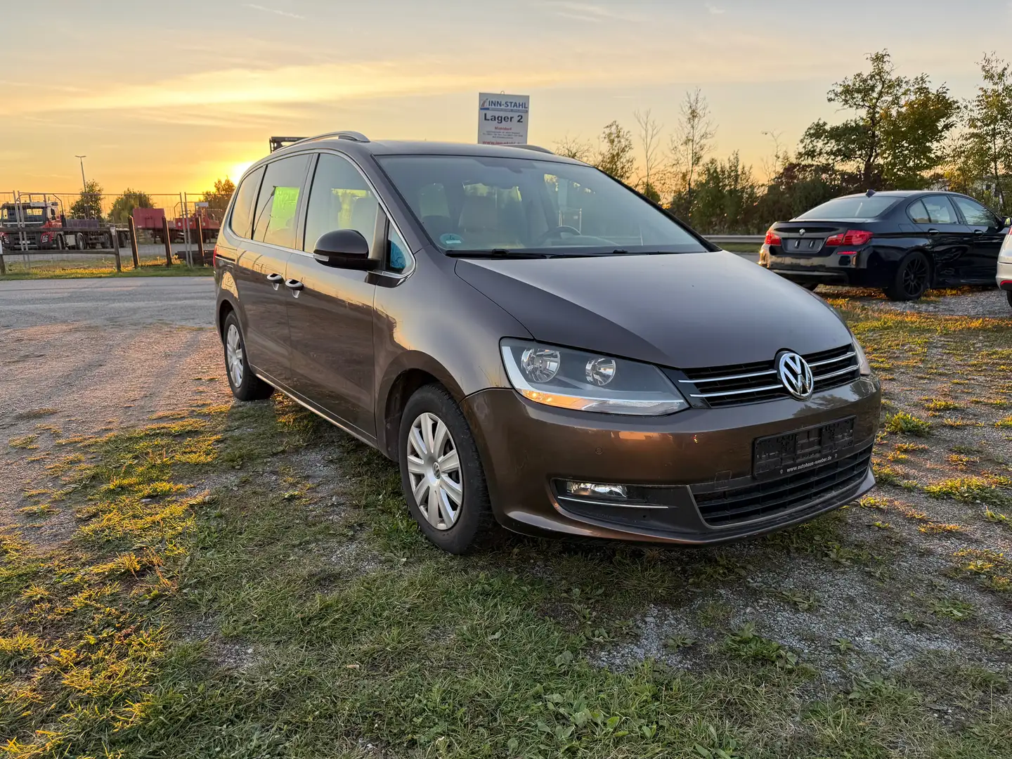 Volkswagen Sharan Highline BMT 2,0 TDI Auto/Navi/Tempo/Sitz/panora++ Bruin - 1