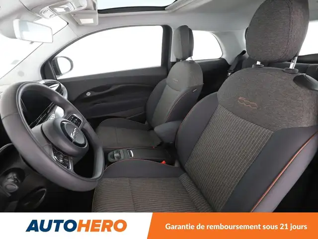 Fiat 500E view 10