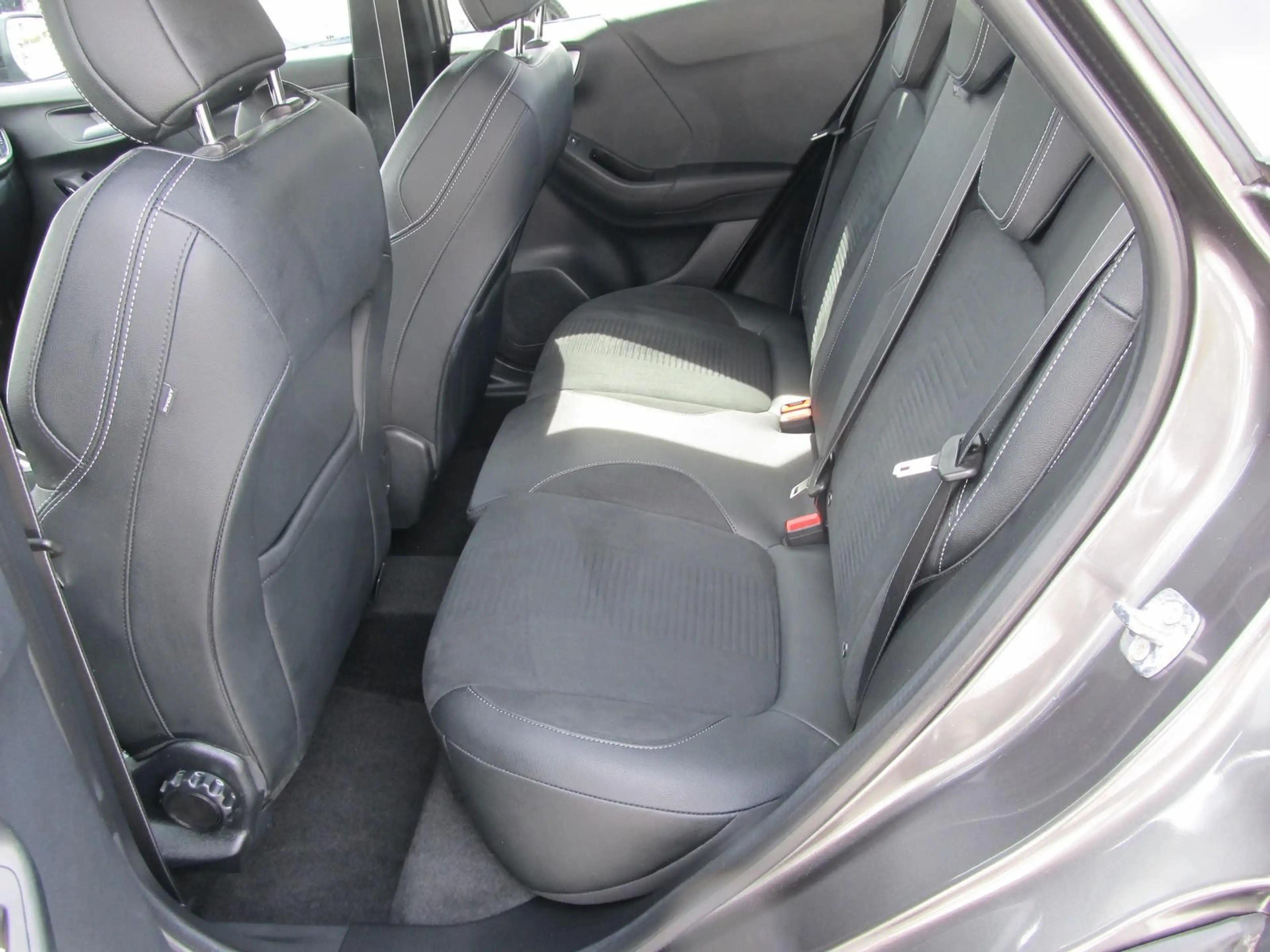 Ford Puma Ford Puma ST 200 PS | NUR 16.000 KM | RECARO | B&O — photo 13