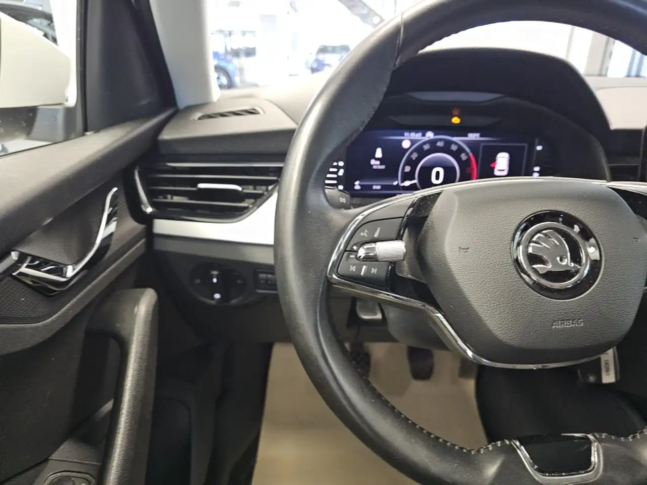 Skoda Kamiq Ambition LED,PDC,Sitzheizung,Navi,AHK, миниатюра 18