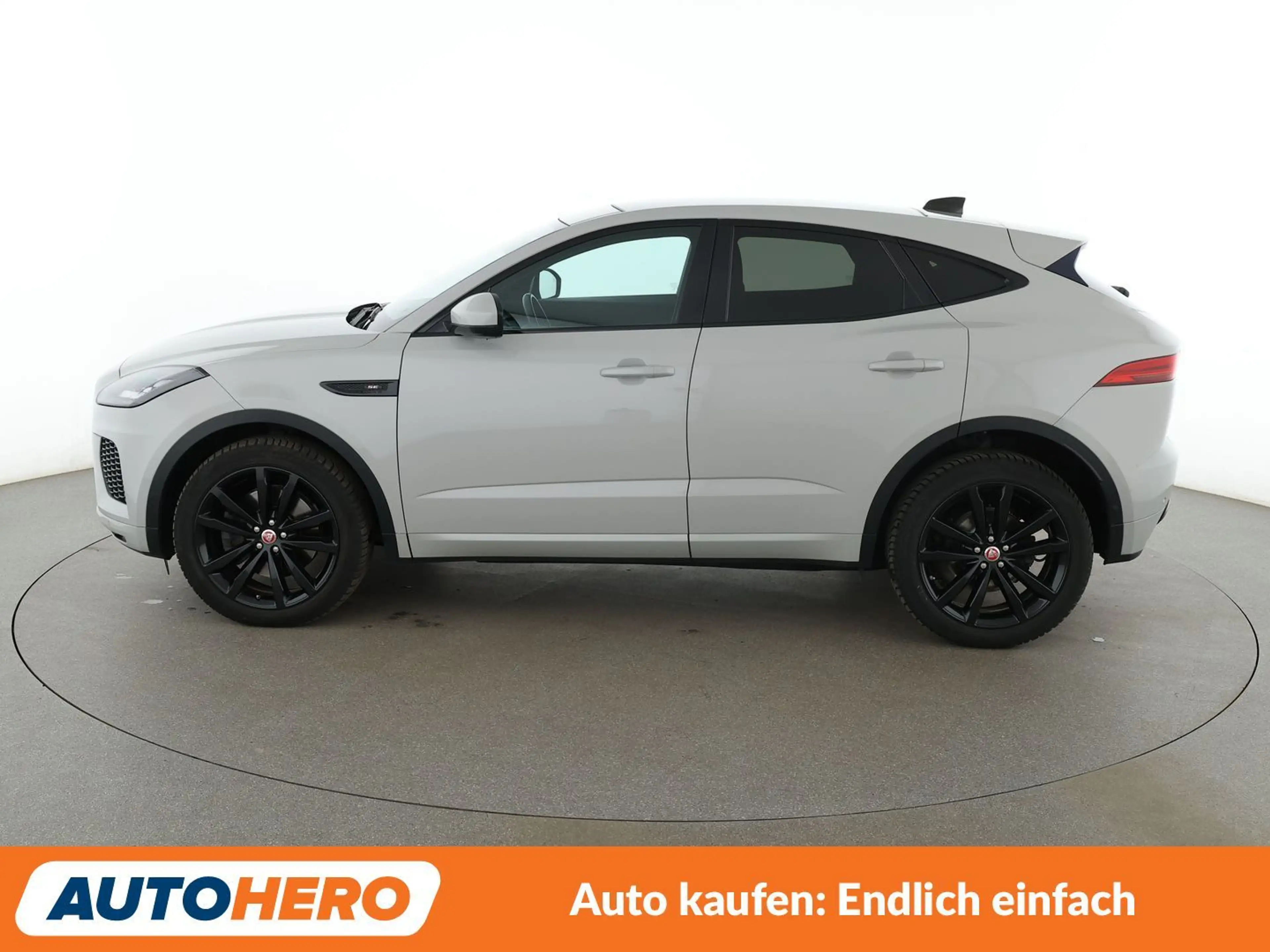 Jaguar E-Pace P250 R-Dynamic SE AWD Aut. *LED*ACC*CAM* — photo 3