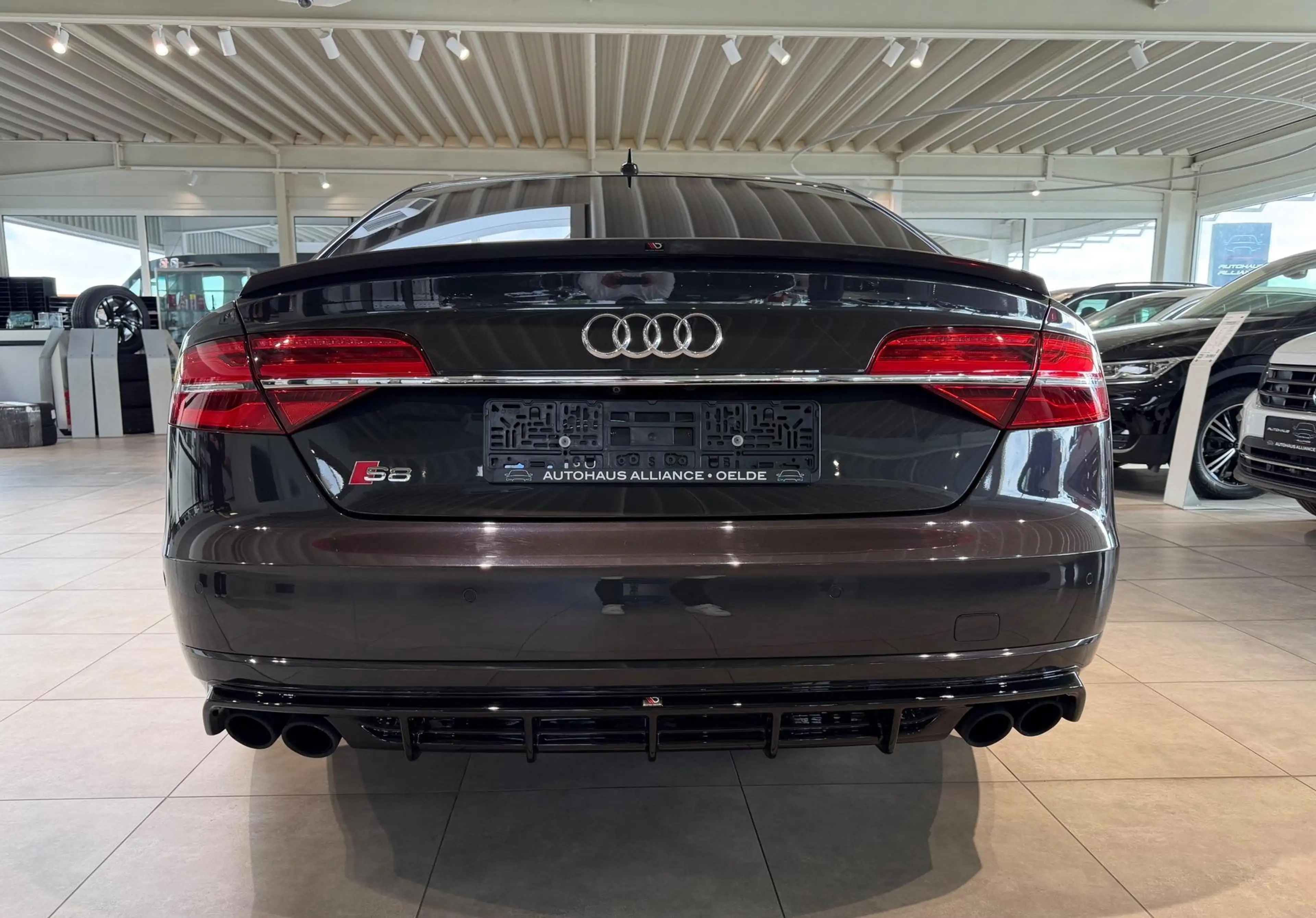 Audi S8 4.0 TFSI quattro 382 kW (519 PS), Autom. 8-Gang — photo 5