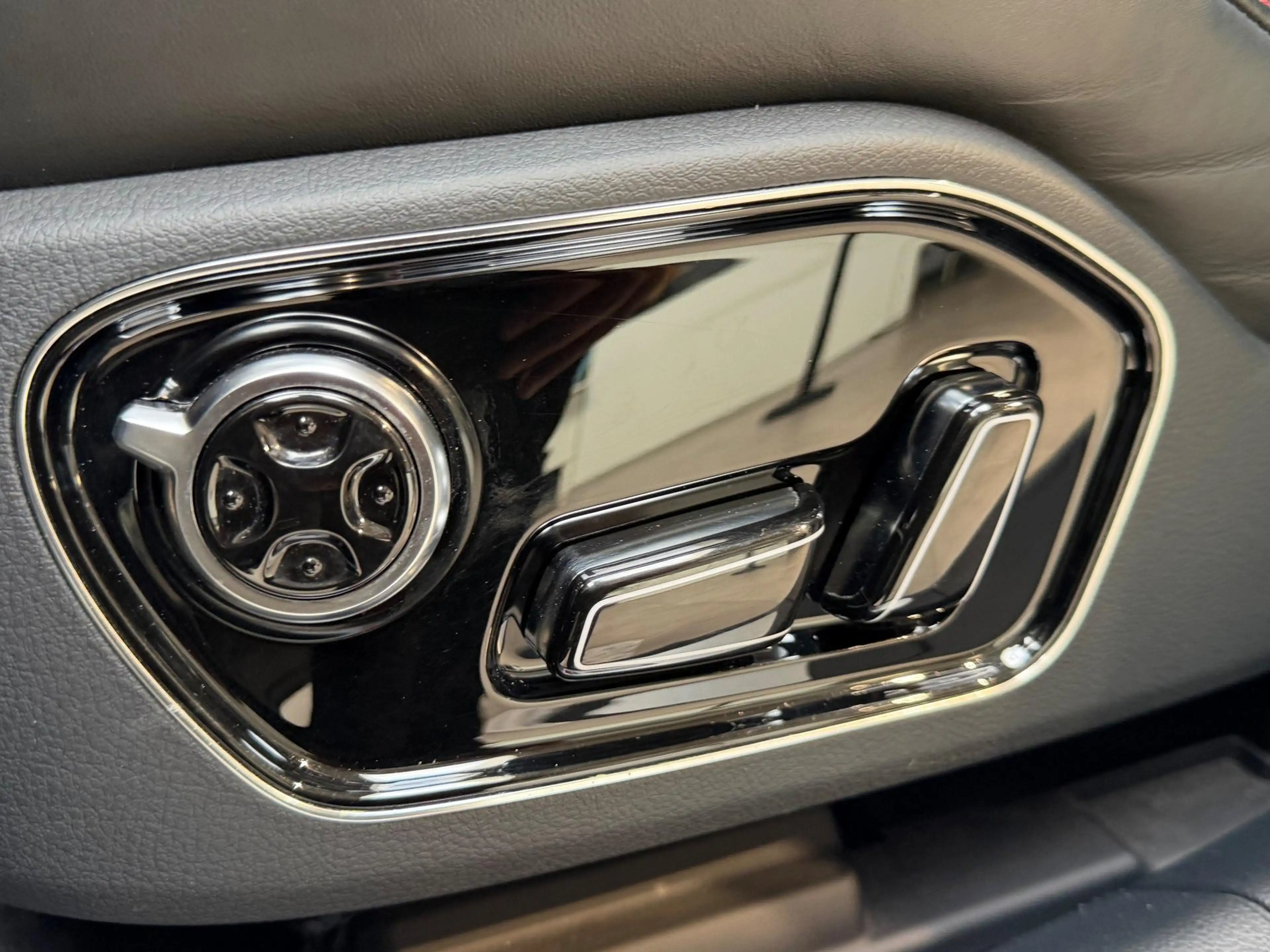 Audi S8 4.0 TFSI quattro 382 kW (519 PS), Autom. 8-Gang — photo 12