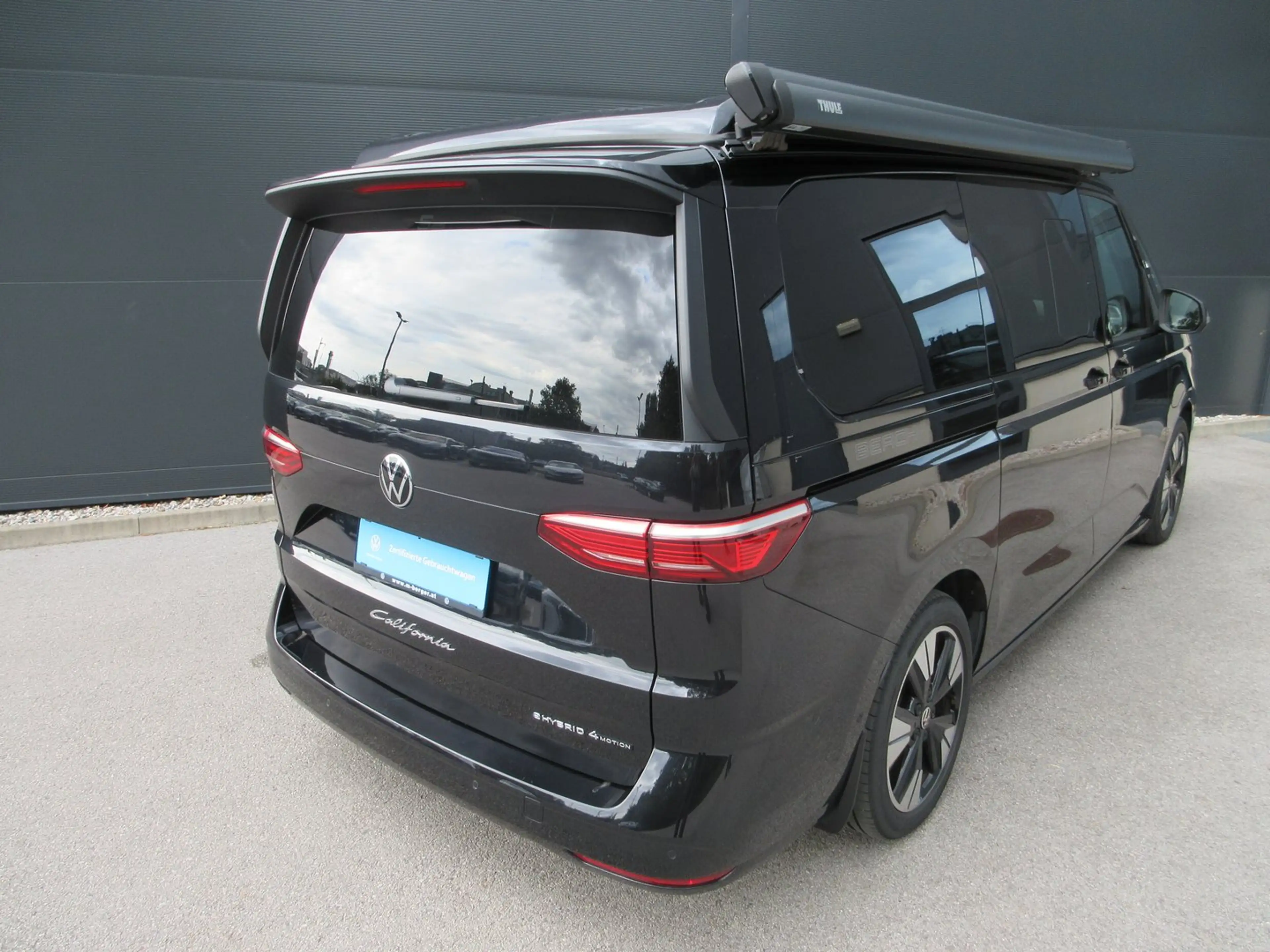 Volkswagen T7 California VW T7 California Beach eHybrid 180 kW 4M — photo 6