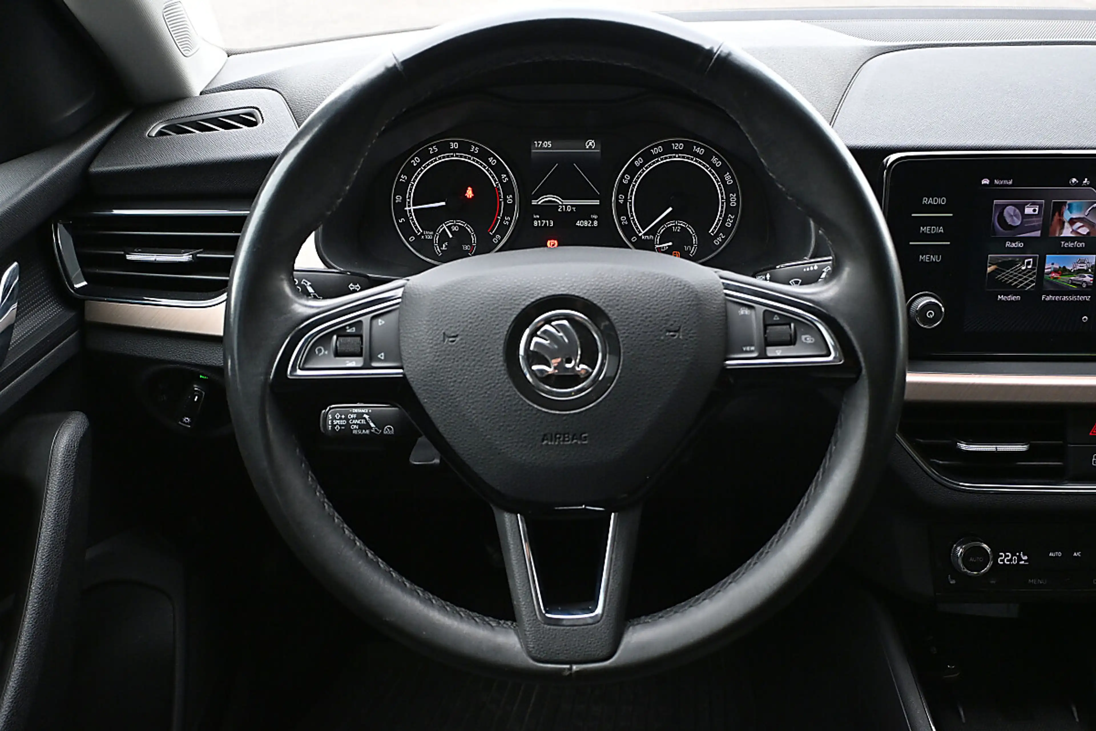 Skoda Scala 1,6 TDI Style ACC, AHK schwenkbar, LED, eKlappe... — photo 11