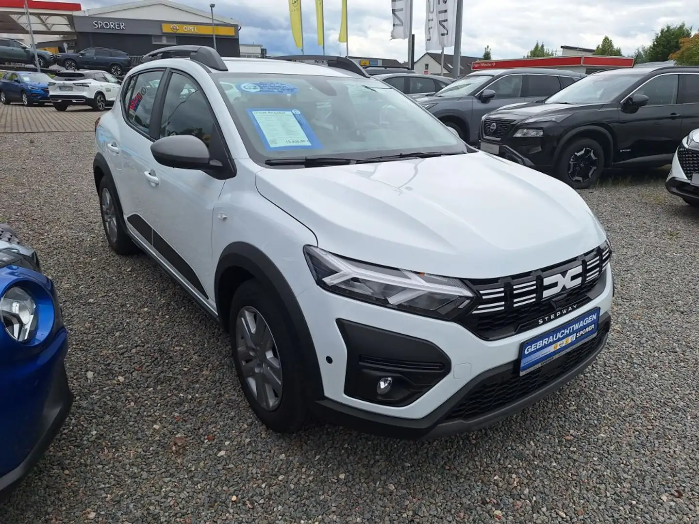 Dacia Sandero Stepway TCe 90 CVT Expression Weiß - 2