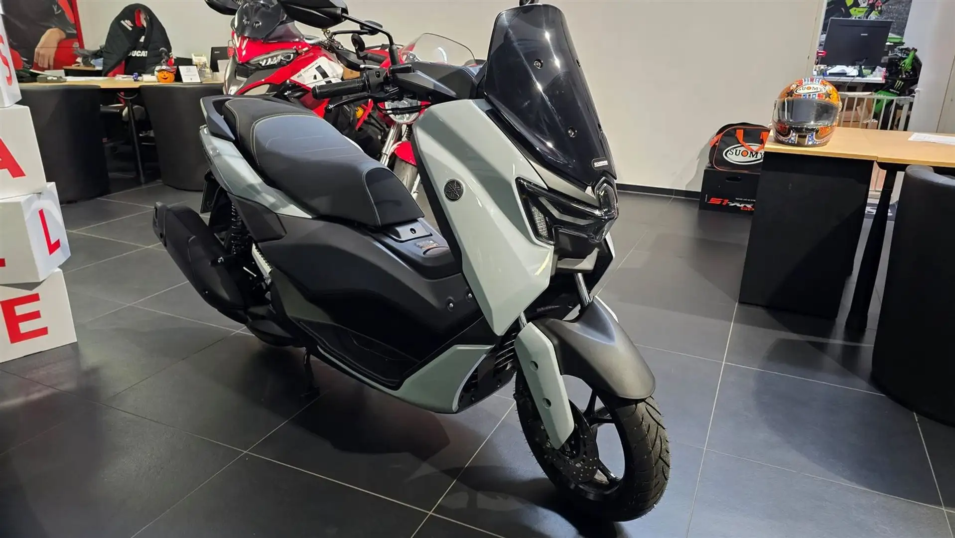 Yamaha NMAX 125 Tech MAX #SOFORT Grigio - 1