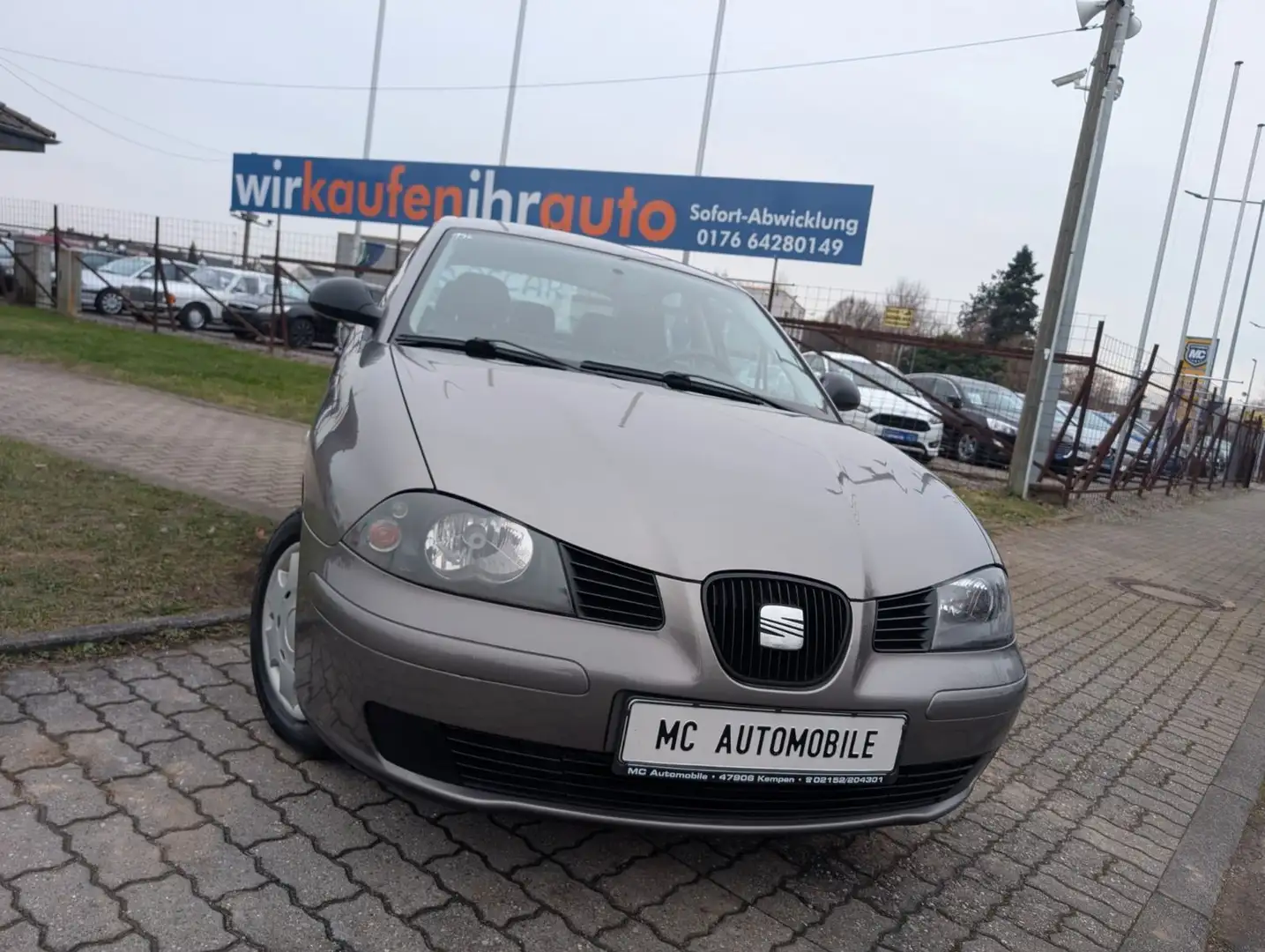 SEAT Ibiza 1.4 16V 55 kW Fresh*1-HAND*KLIMA*ZV-FUNK ! Grau - 1