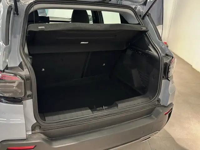 Jeep Avenger view 14