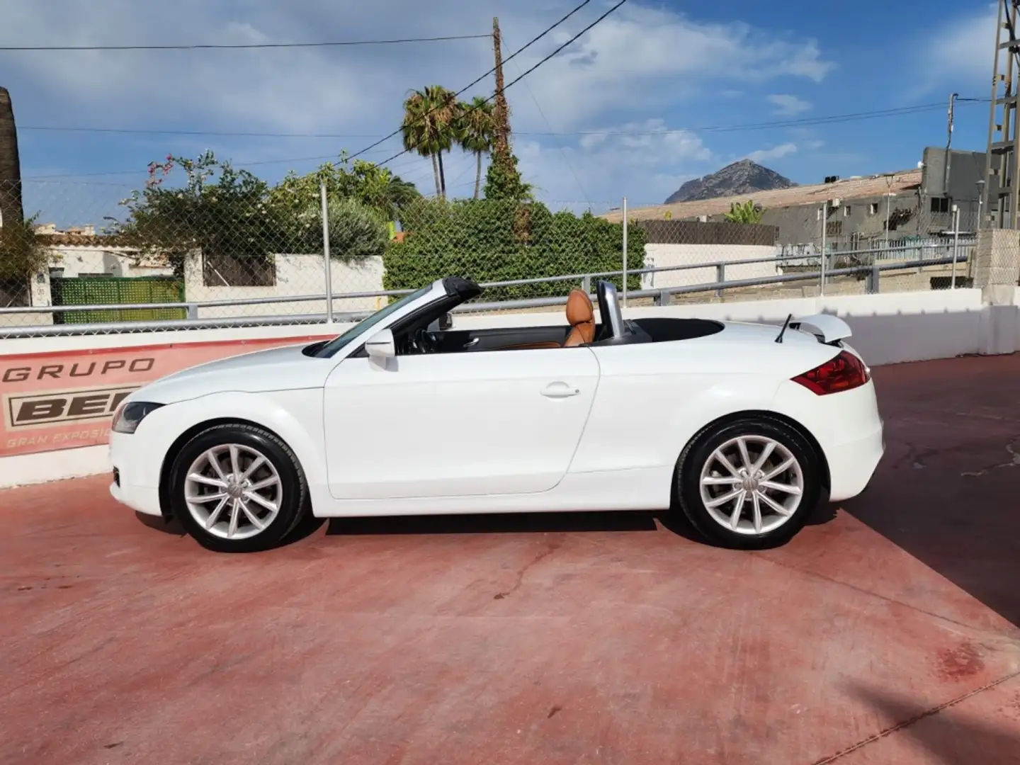 Audi TT Roadster 2.0TDI quattro Blanc - 2