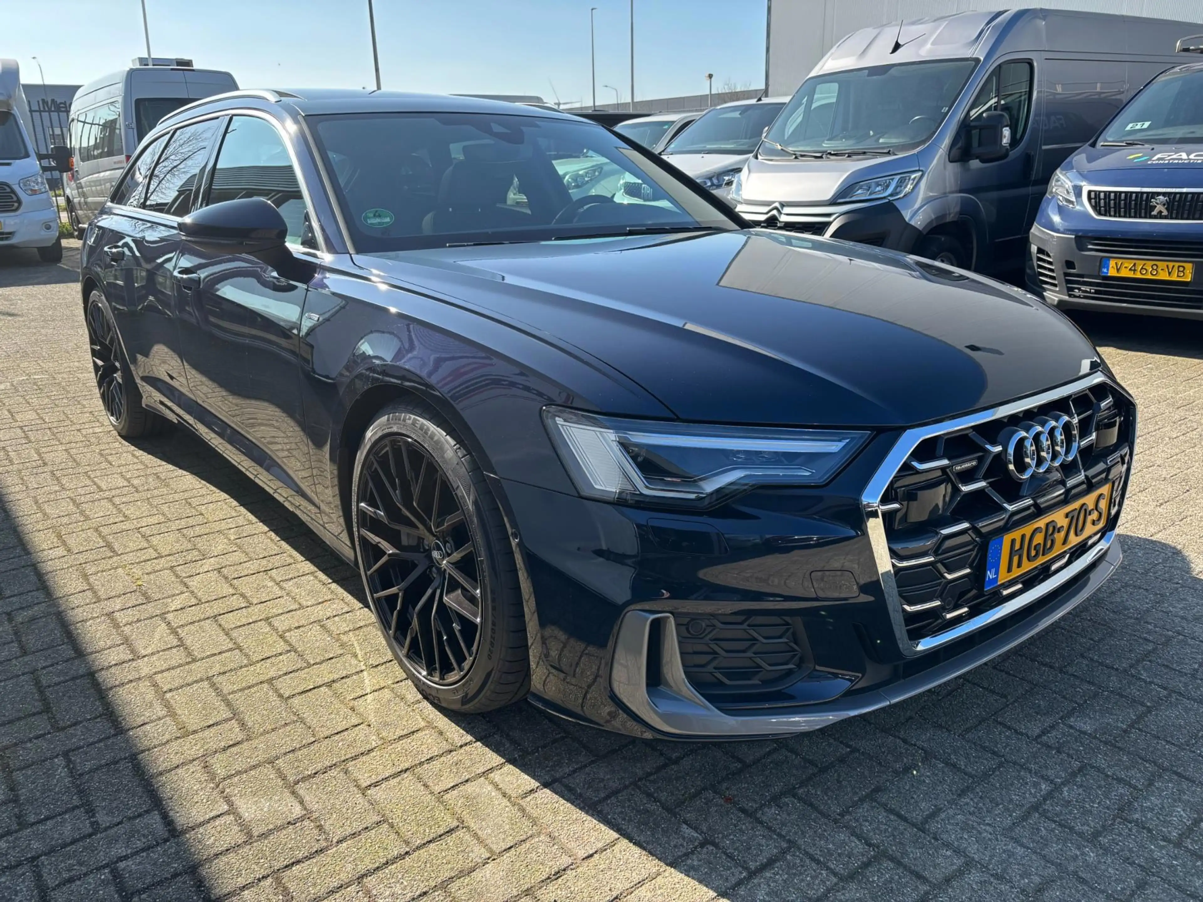 Audi A6 Avant 45 TFSI S-Line Pano/Key-less/Navi — photo 3