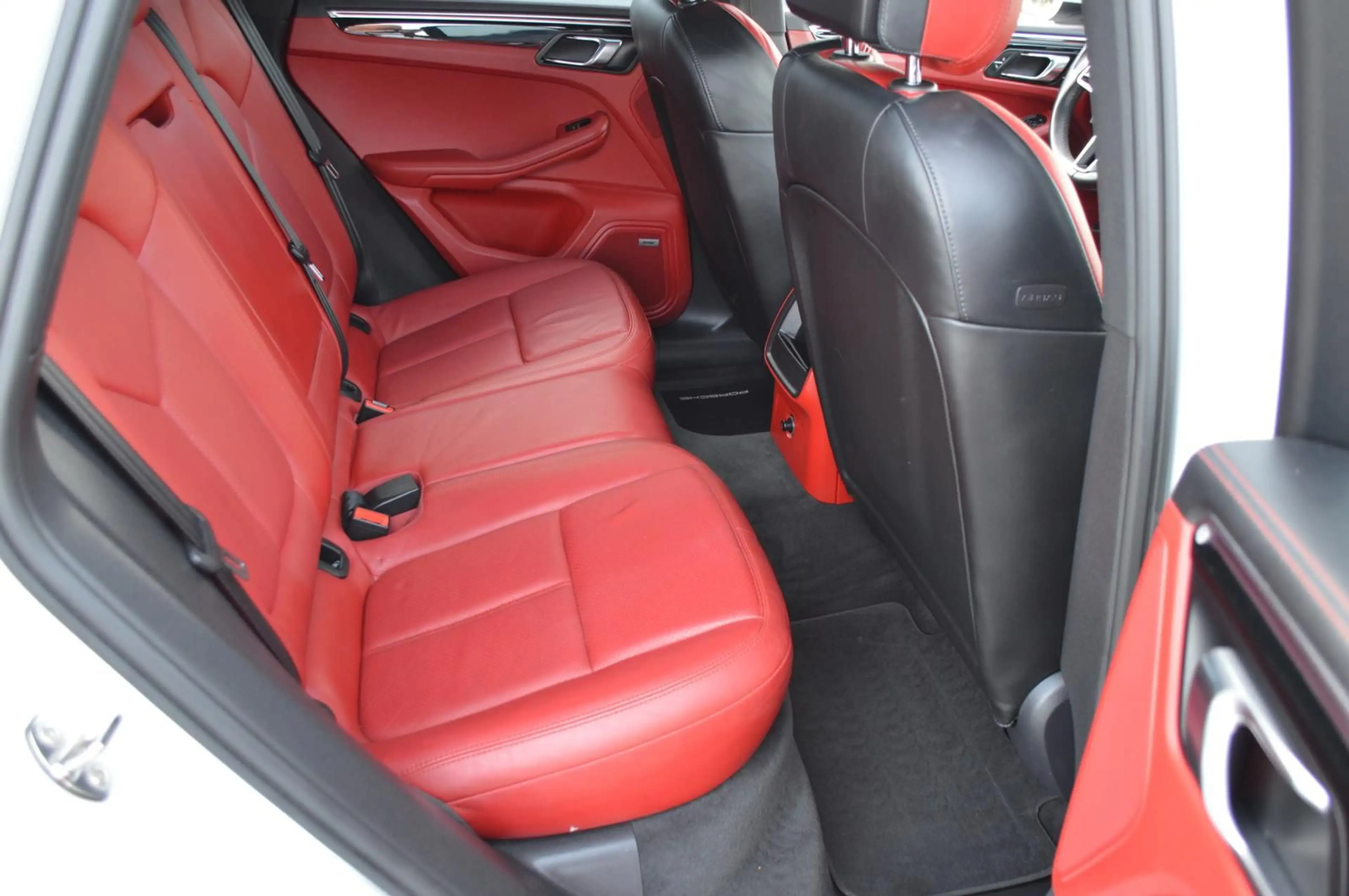 Porsche Macan S*Kamera*Bi-Xenon*Memory*Navi*PCM*Leder* — photo 8
