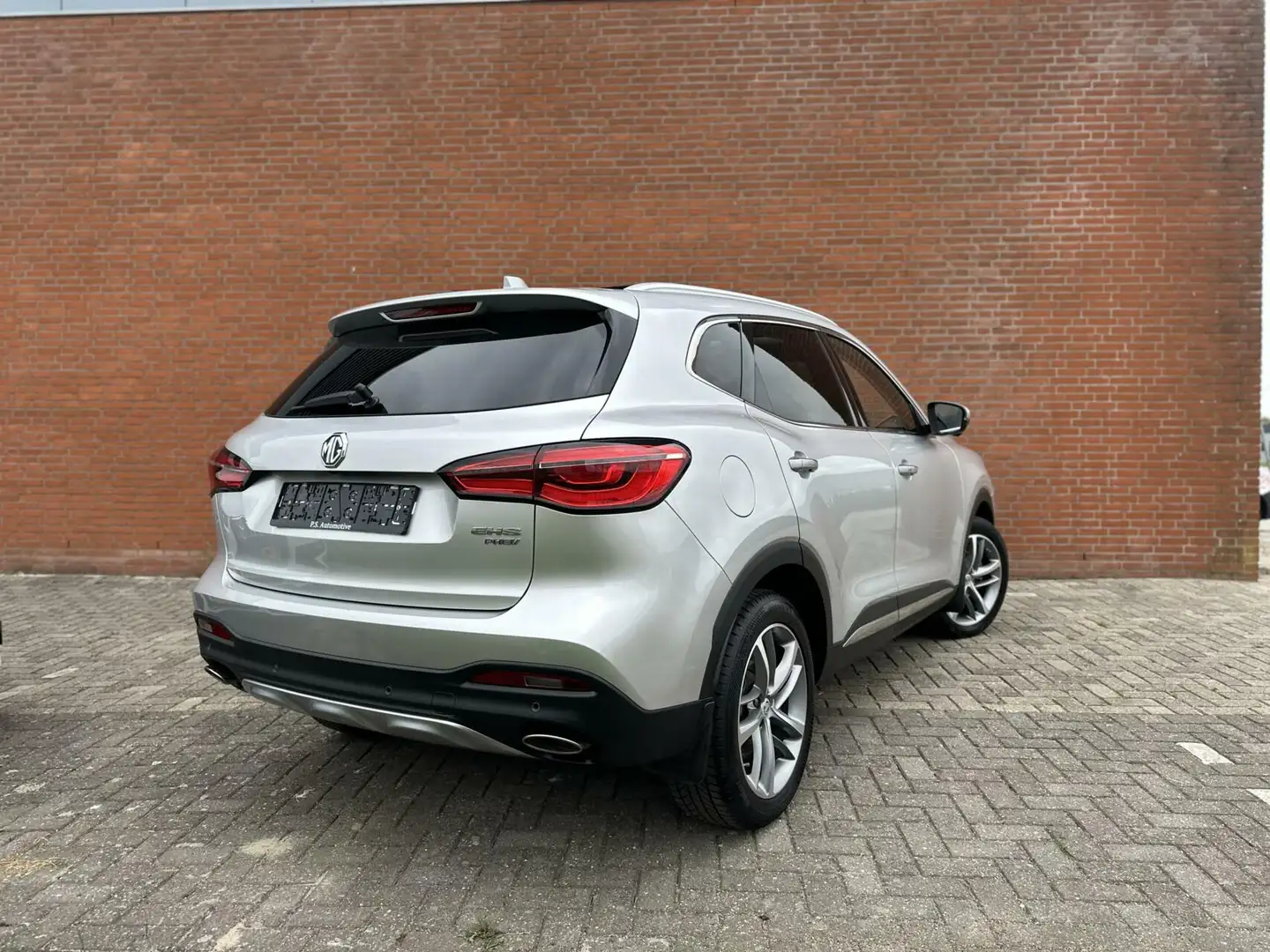 MG EHS T-GDI PLUG-IN HYBRID LUXURY|PANO|360*|CARPLAY Срібний - 2