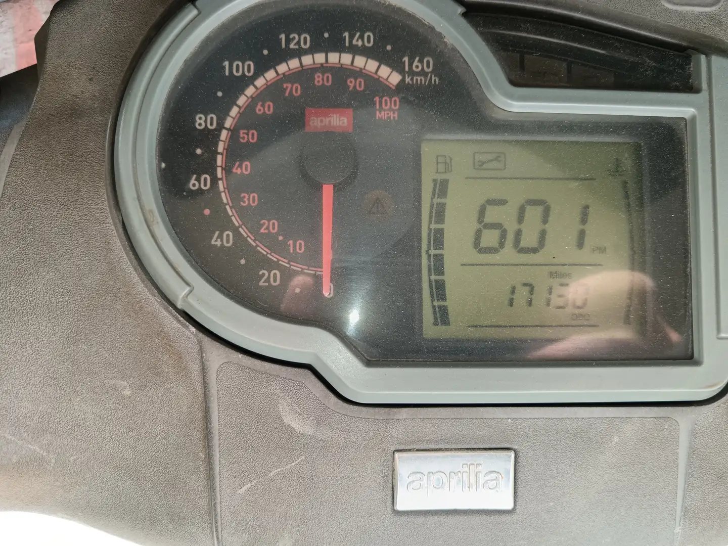 Aprilia Sportcity 200 Rot - 2