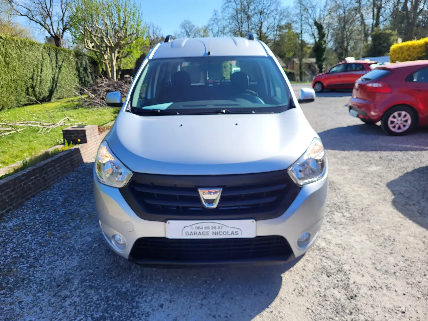 Dacia Dokker 1.2 TCe Anniversary Grijs - 1