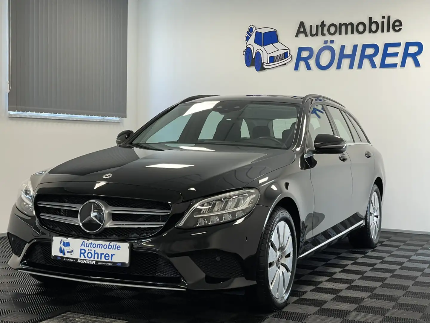 Mercedes-Benz C 220 d T 4Matic 1.Hand Distronic+ Navi Kamera Noir - 1