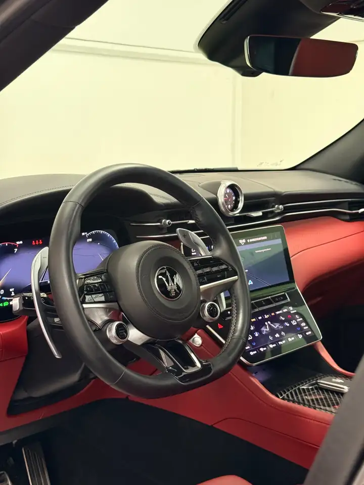 Maserati Grecale 2023