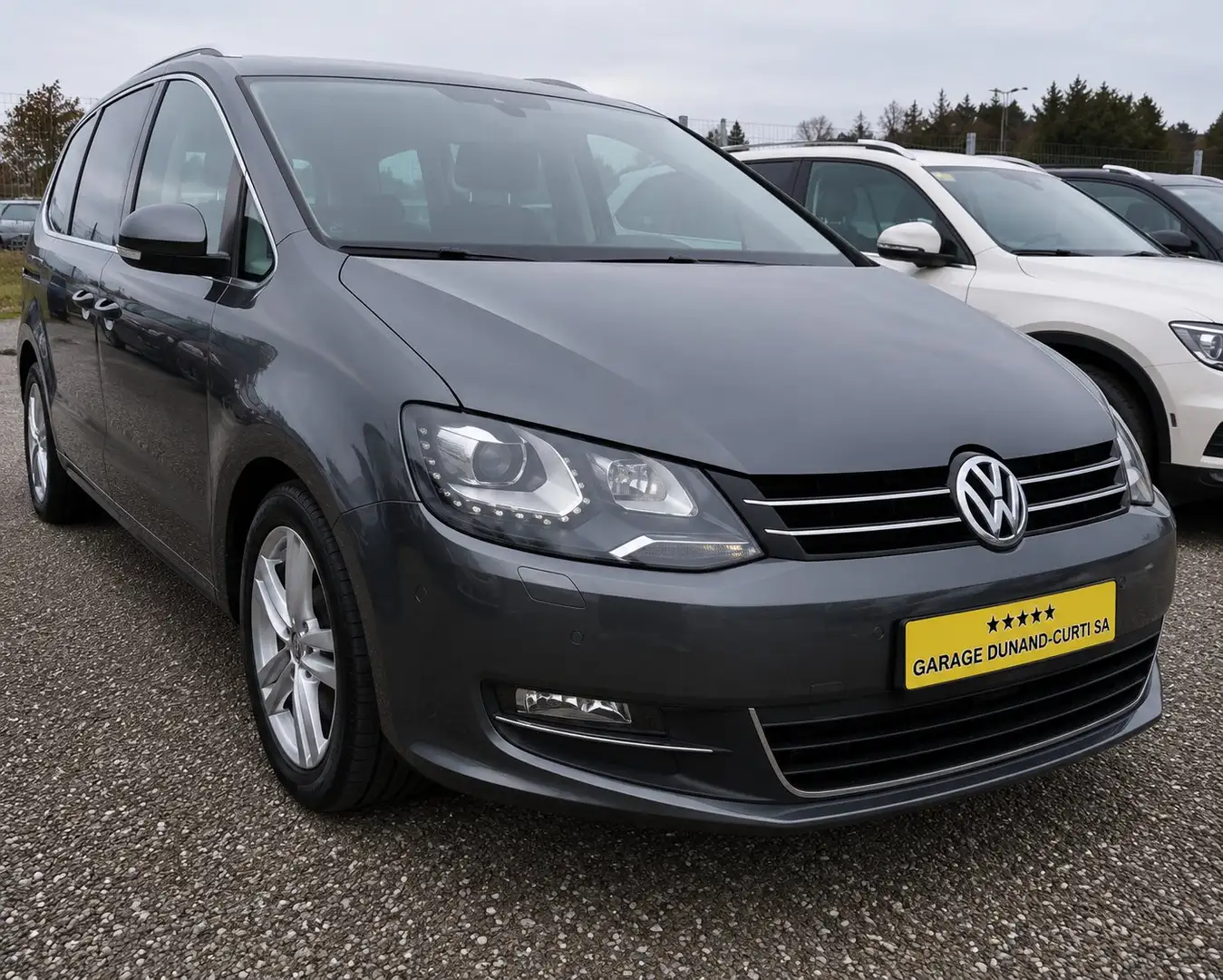 Volkswagen Sharan Highline Grau - 2
