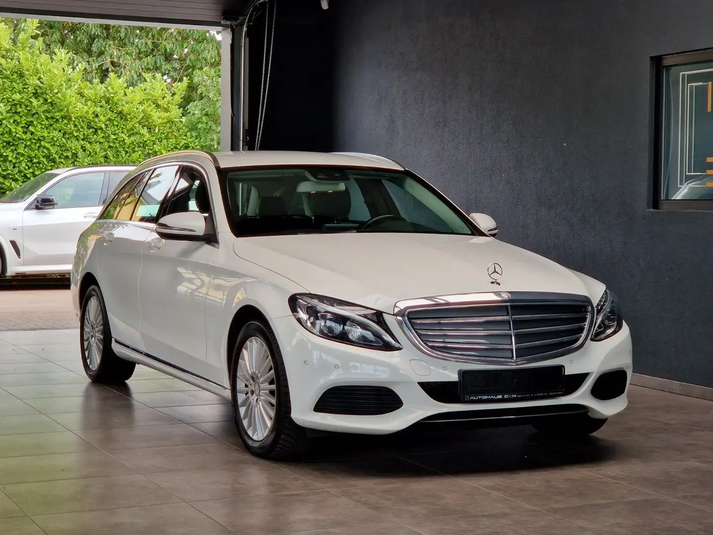 Mercedes-Benz C 250 C250 T CGI Exclusive*LED*Ambiente*Navi* Blanc - 1