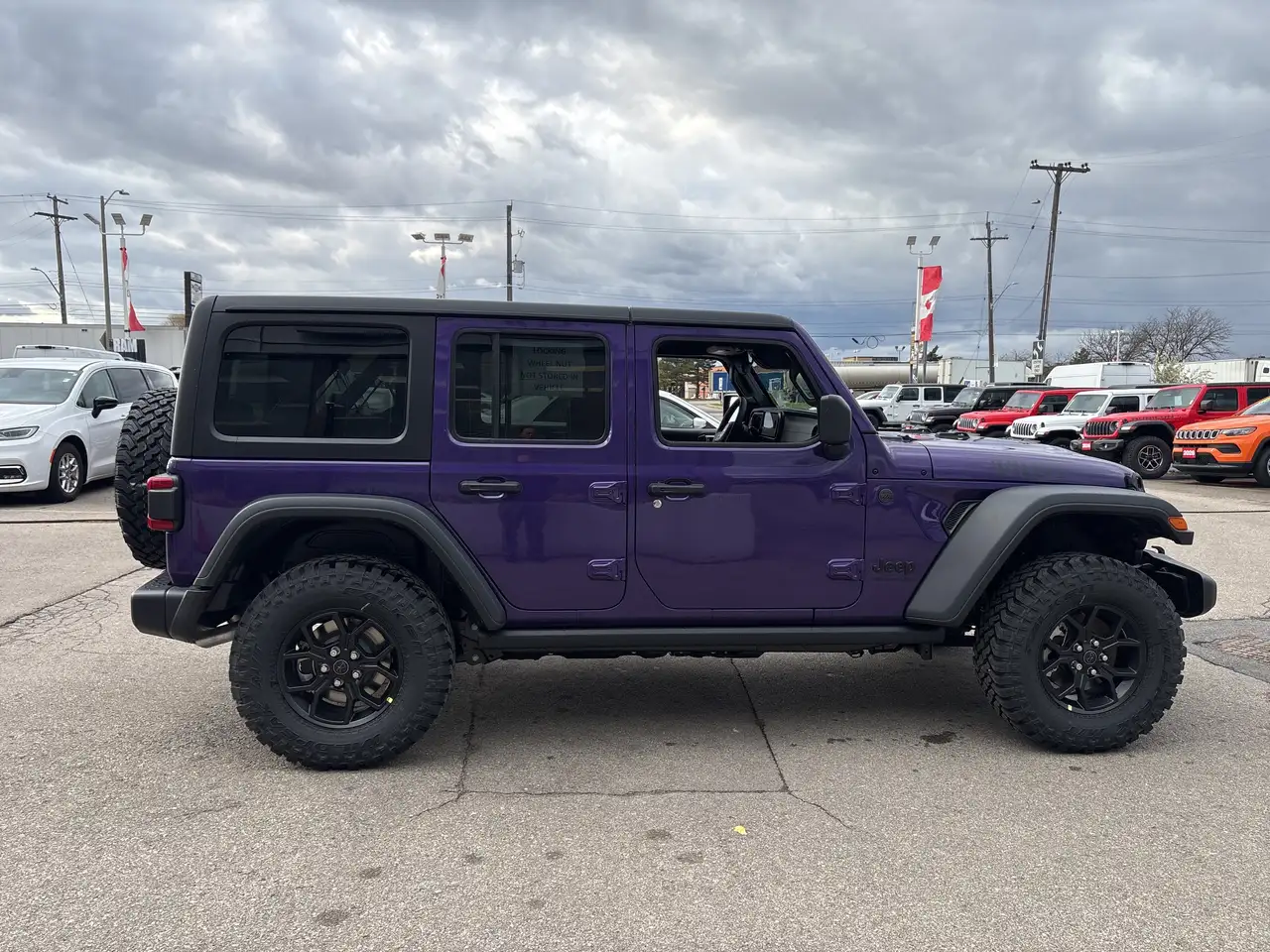 Jeep Wrangler снимка Jeep Wrangler