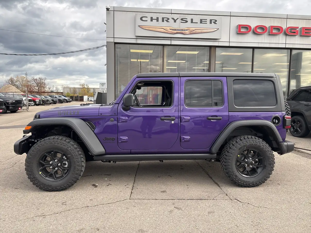 Jeep Wrangler снимка Jeep Wrangler