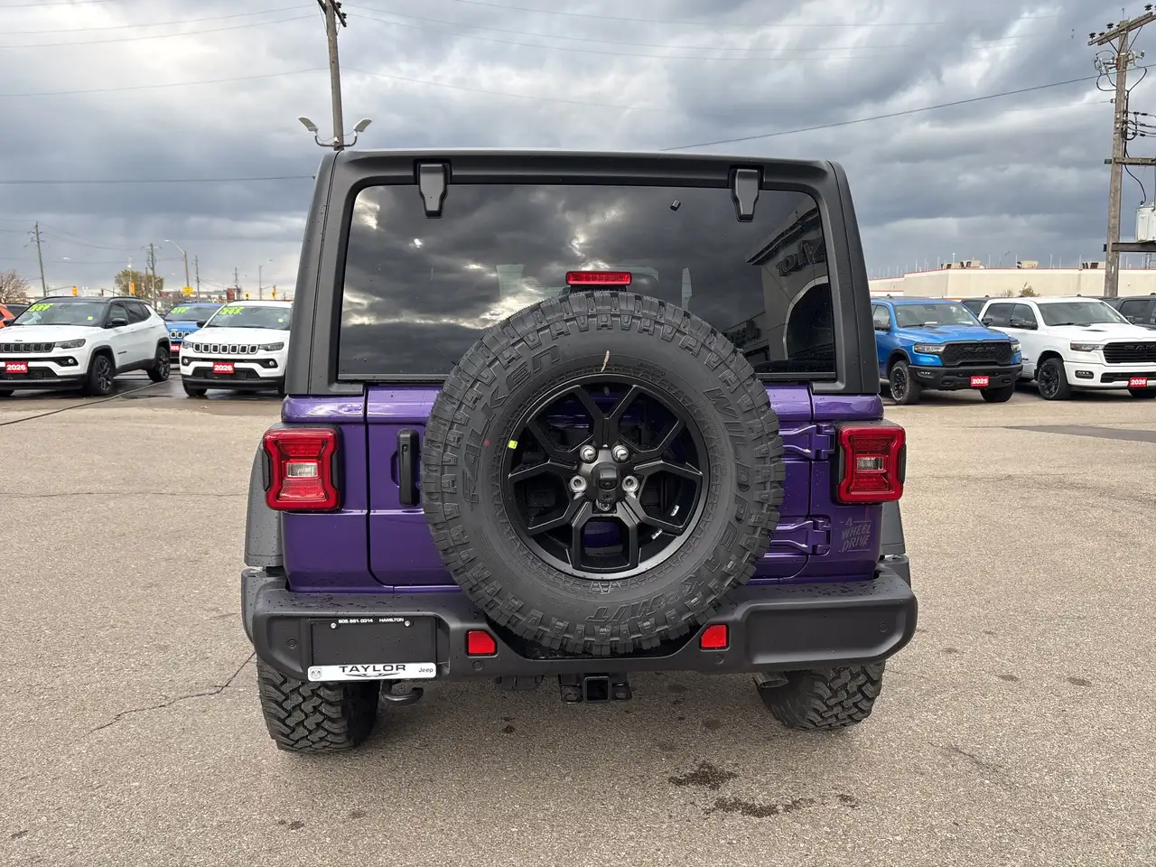 Jeep Wrangler снимка Jeep Wrangler
