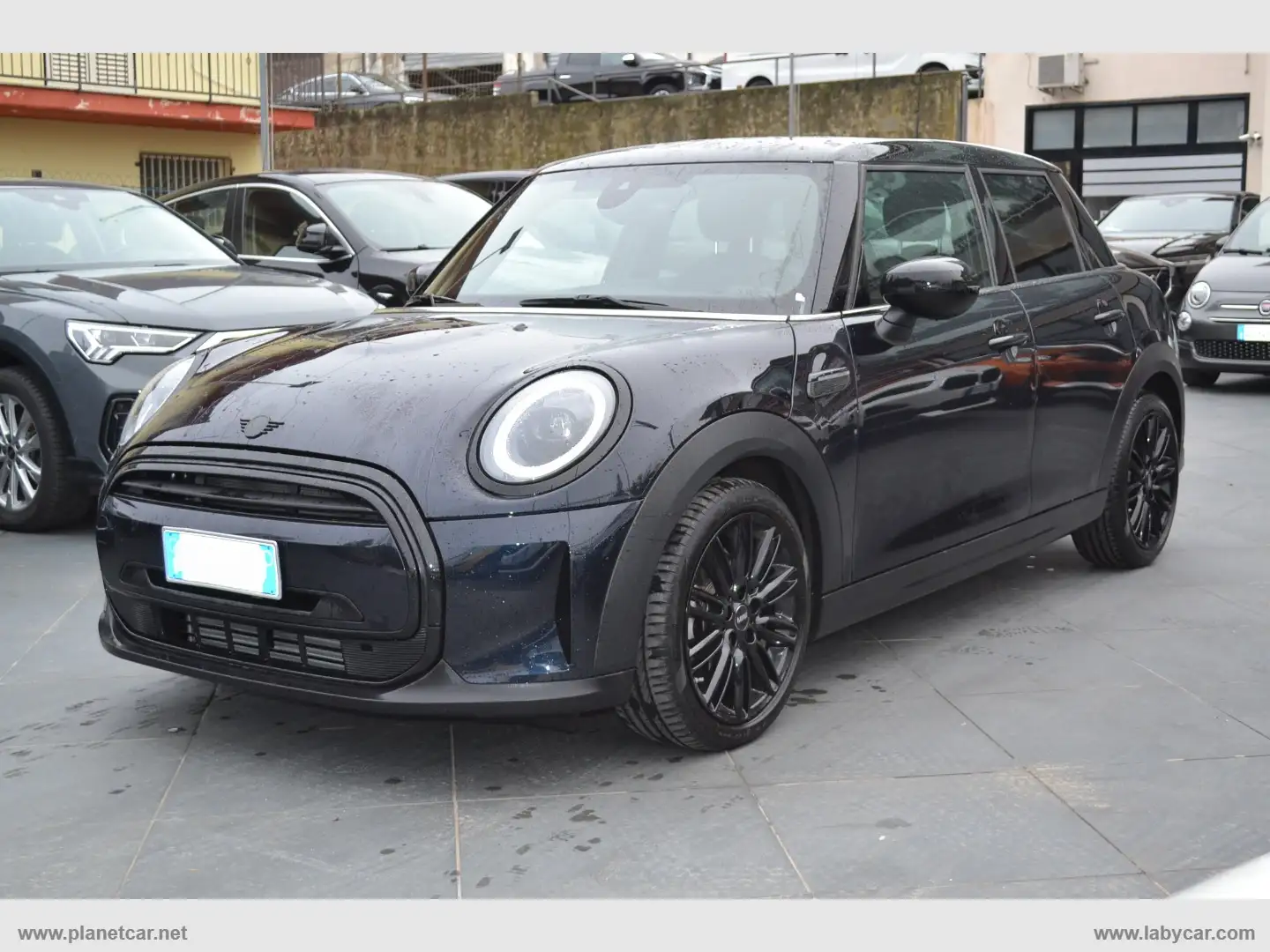 MINI Cooper Cooper Yours 5 porte Noir - 1