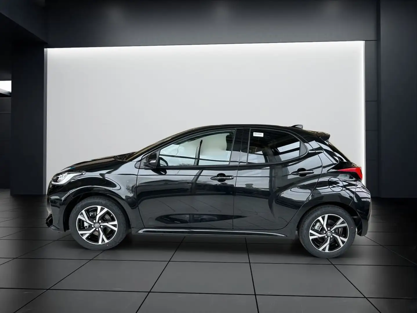 Toyota Yaris Hybrid 116 1.5 VVT-i Teamplayer Comfort Pake Nero - 2
