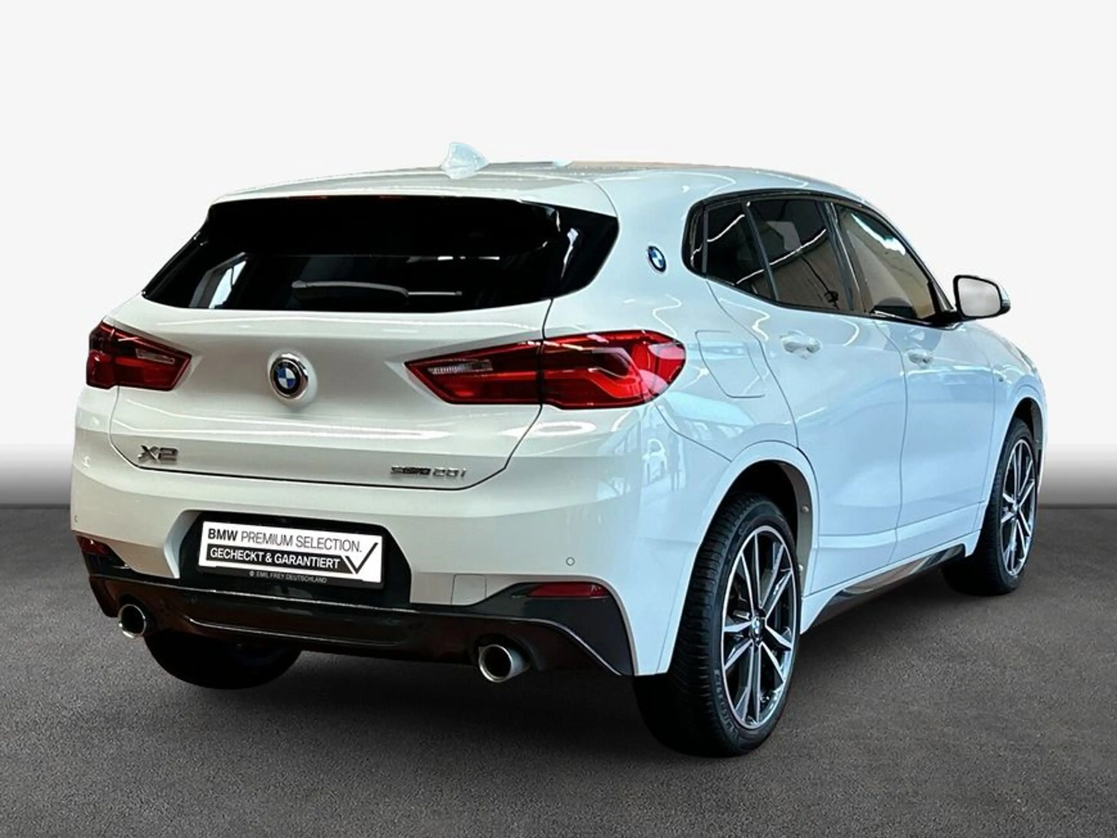 BMW X2 sDrive20i Aut. M Sport *Navi*RFK*SHZ* — photo 2