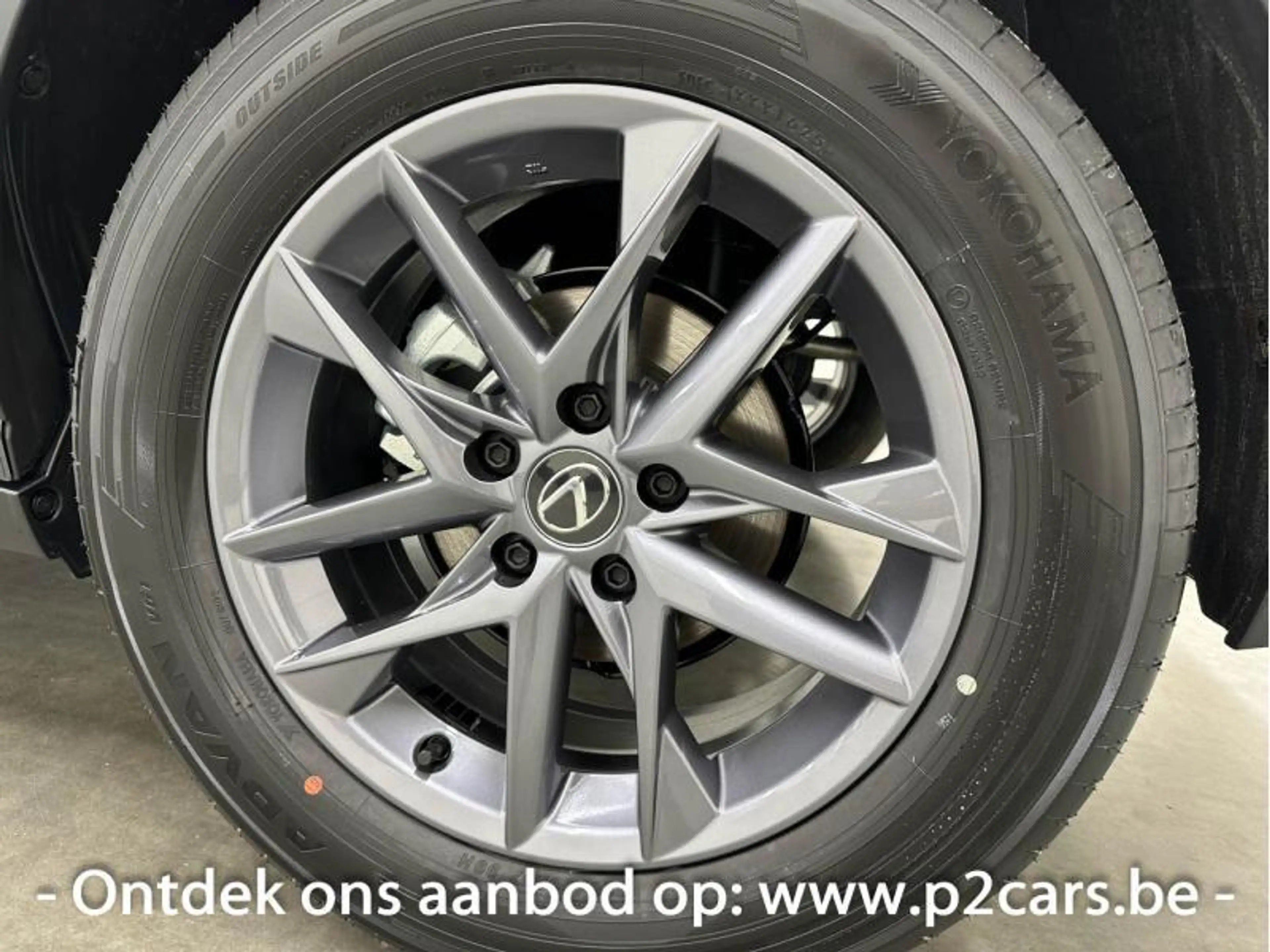 Lexus LBX Base + Comfort & Safety Pack — photo 6
