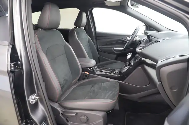 Ford Kuga view 10